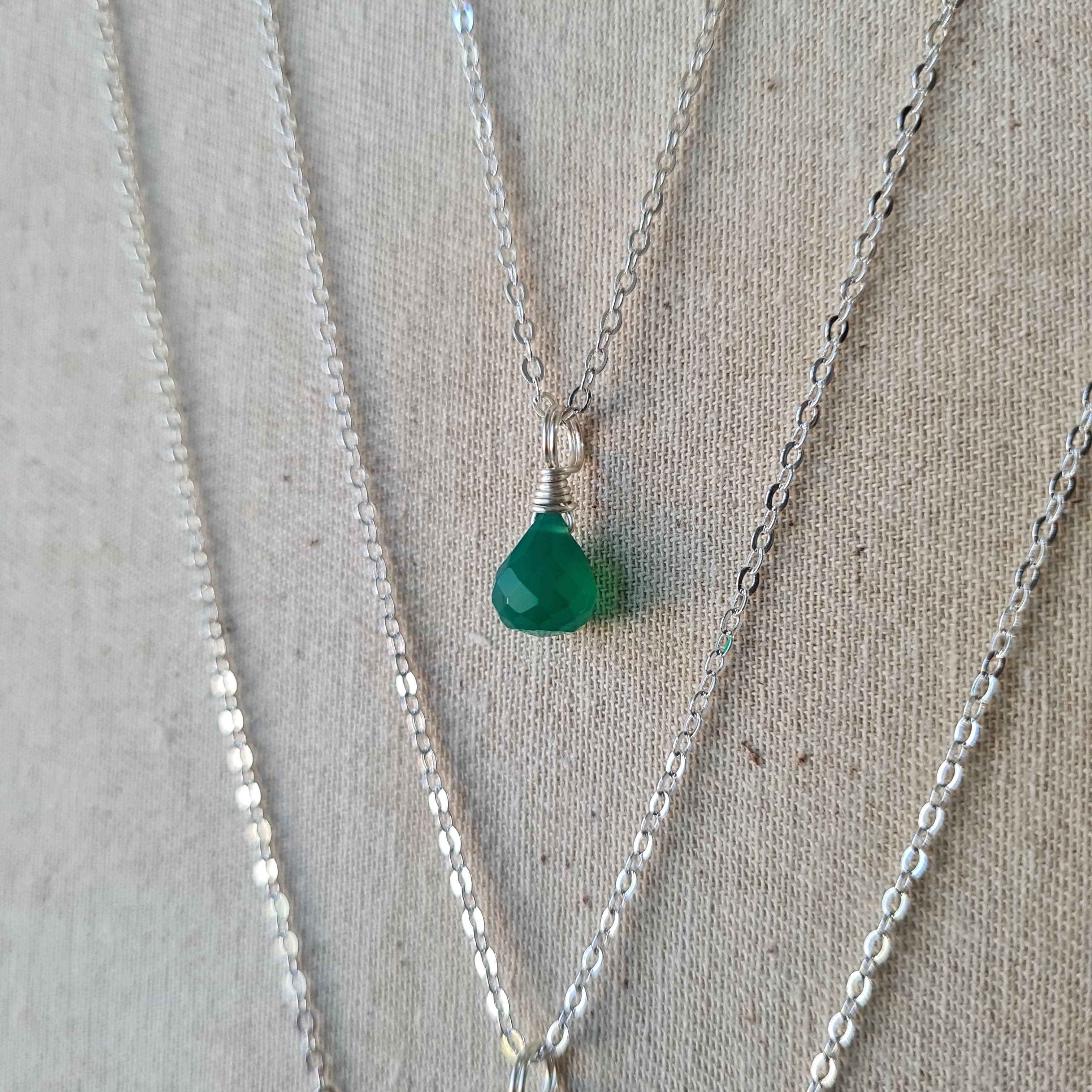 Green Onyx Necklace ~ Comfort (Silver)