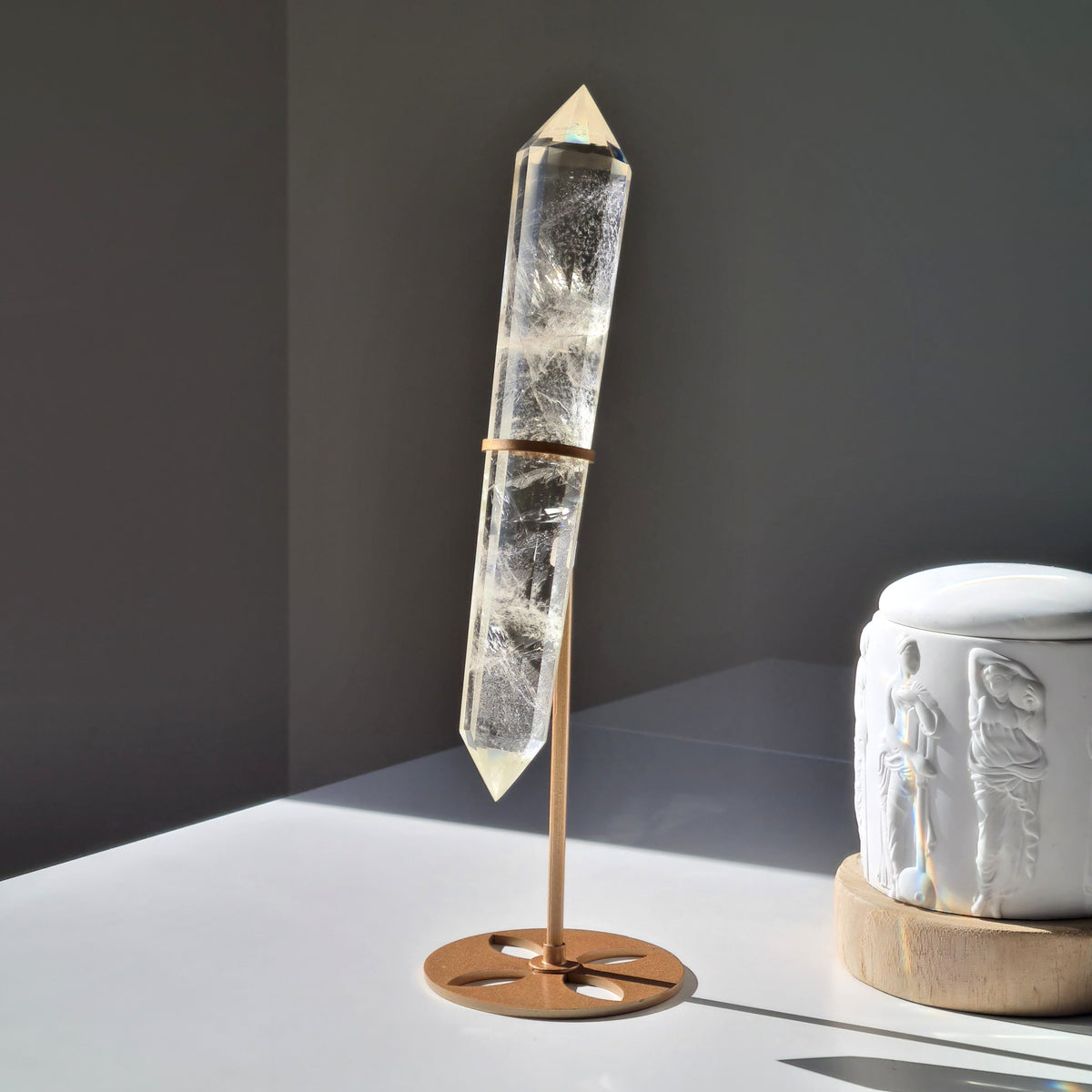 Citrine Vogel on stand | 23.5 cm