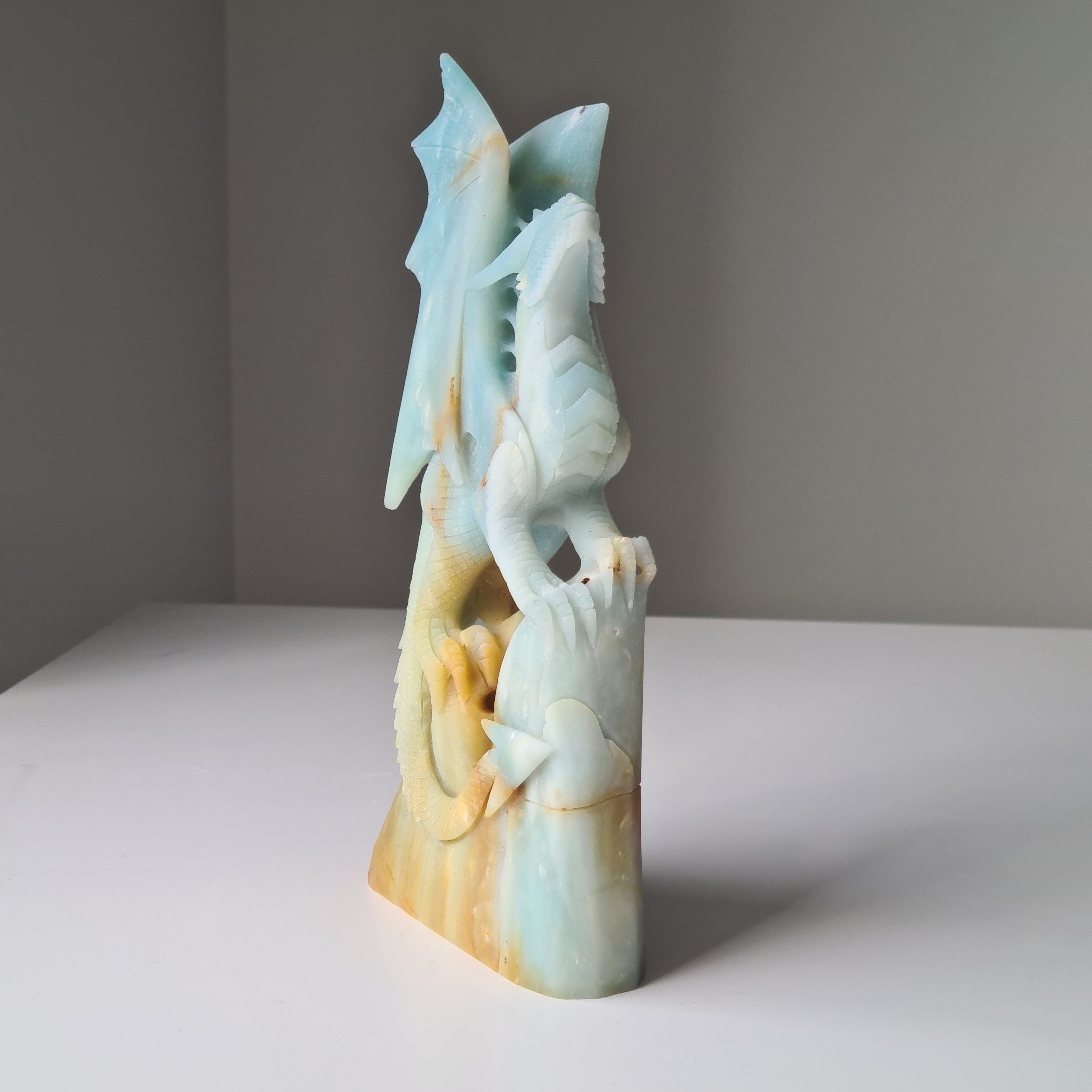 Carribean Calcite Large Dragon | 24 cm tall | 1.25 kg | Handcarved