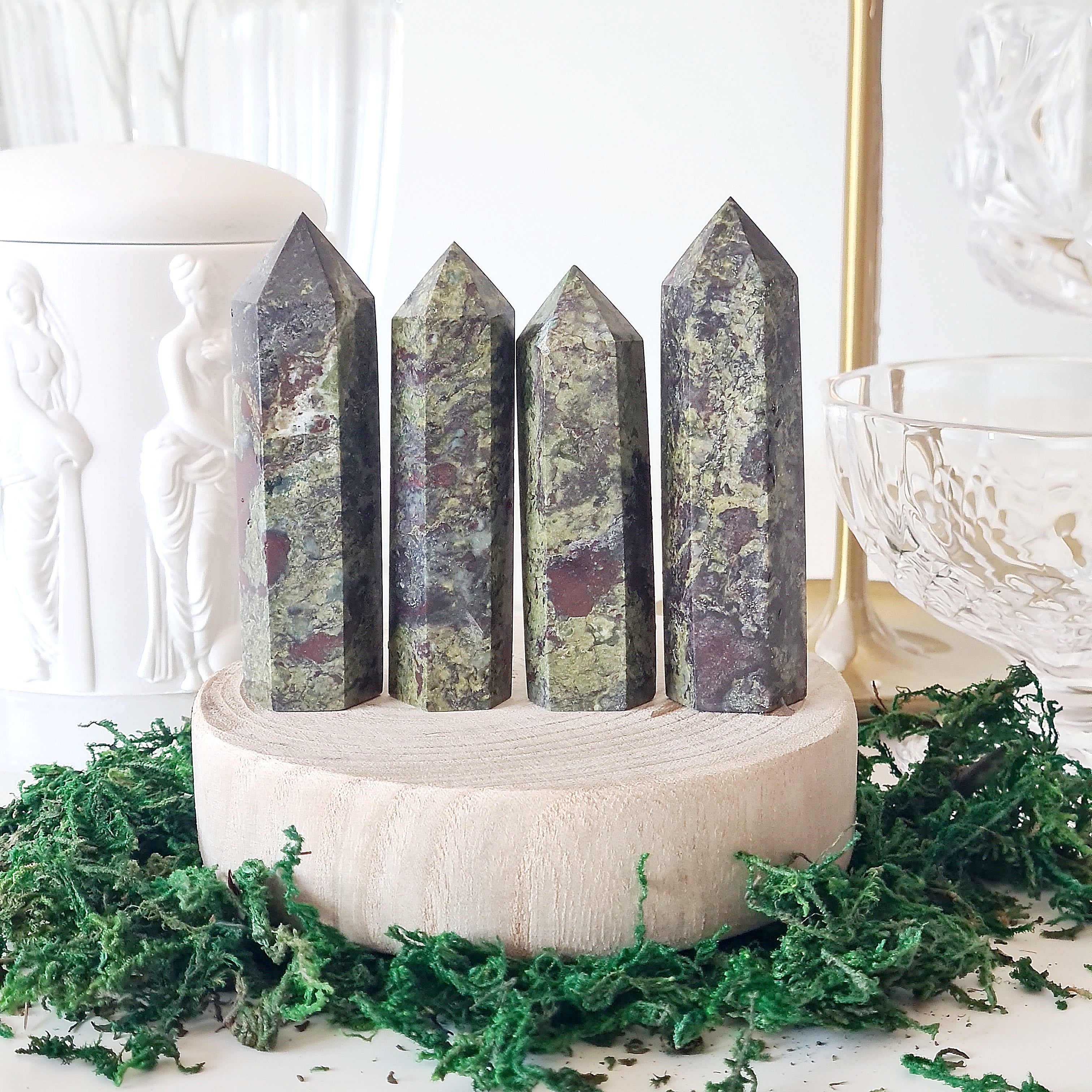 Dragons Blood Crystal Point | 1 Piece