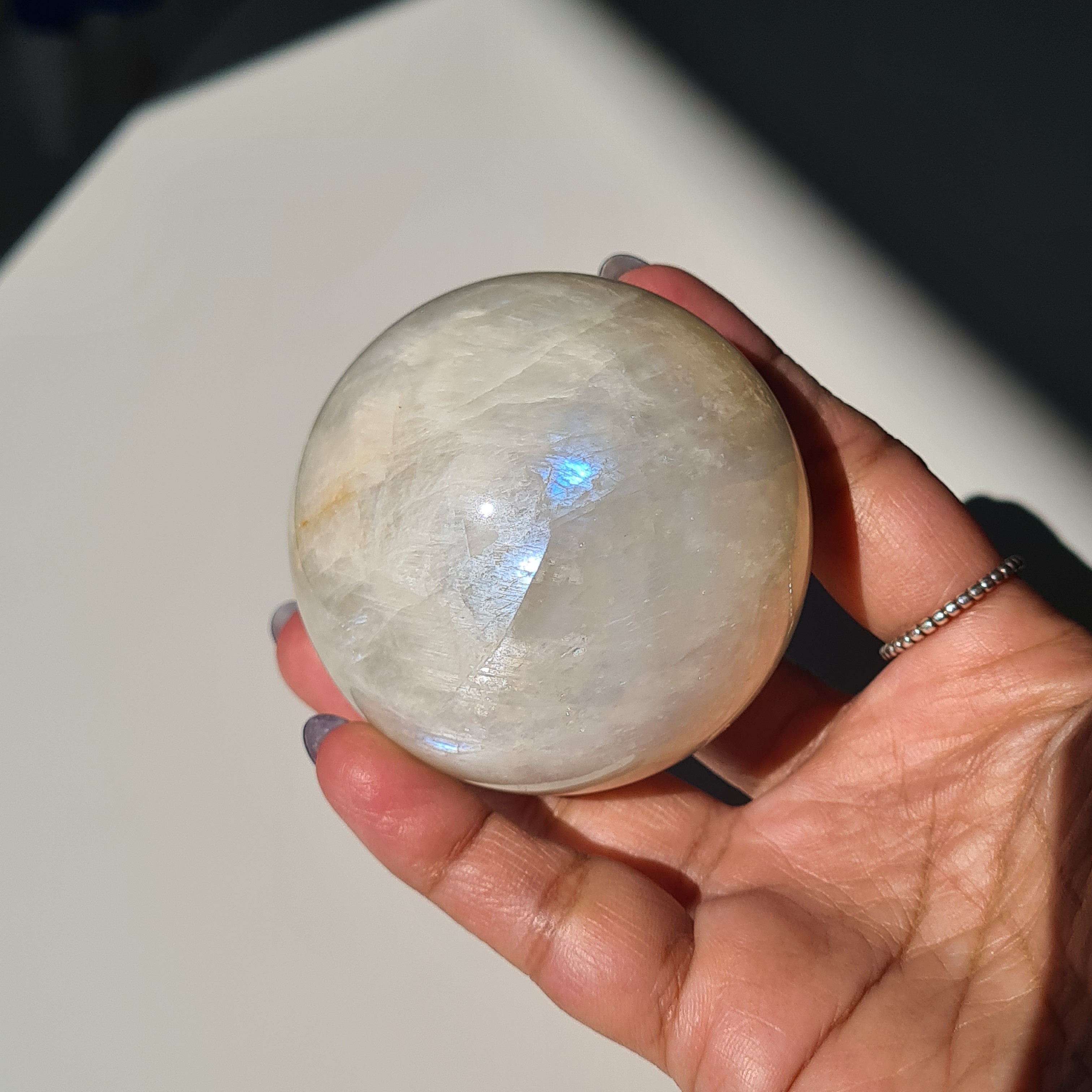 Moonstone 🌙 Sphere with stand | F | 270 g | 5.8 cm