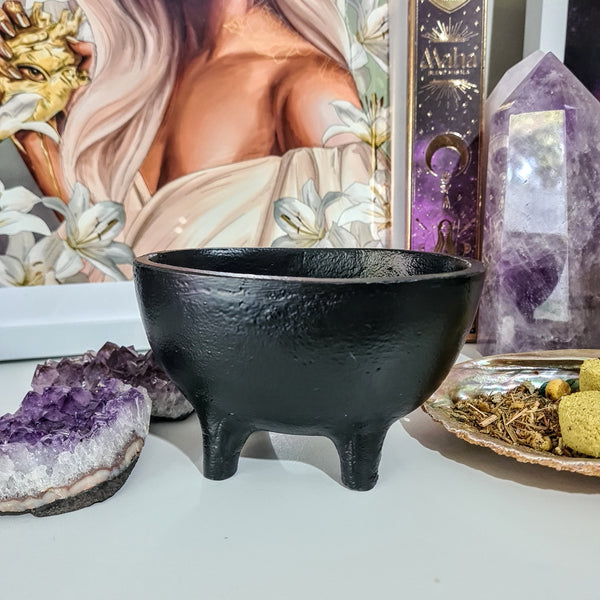 Ritual Oval Cauldron | Medium