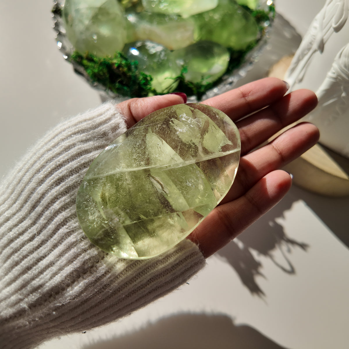 Green Fluorite Pocket Stone | D | 7.1 cm | Focus & Zen