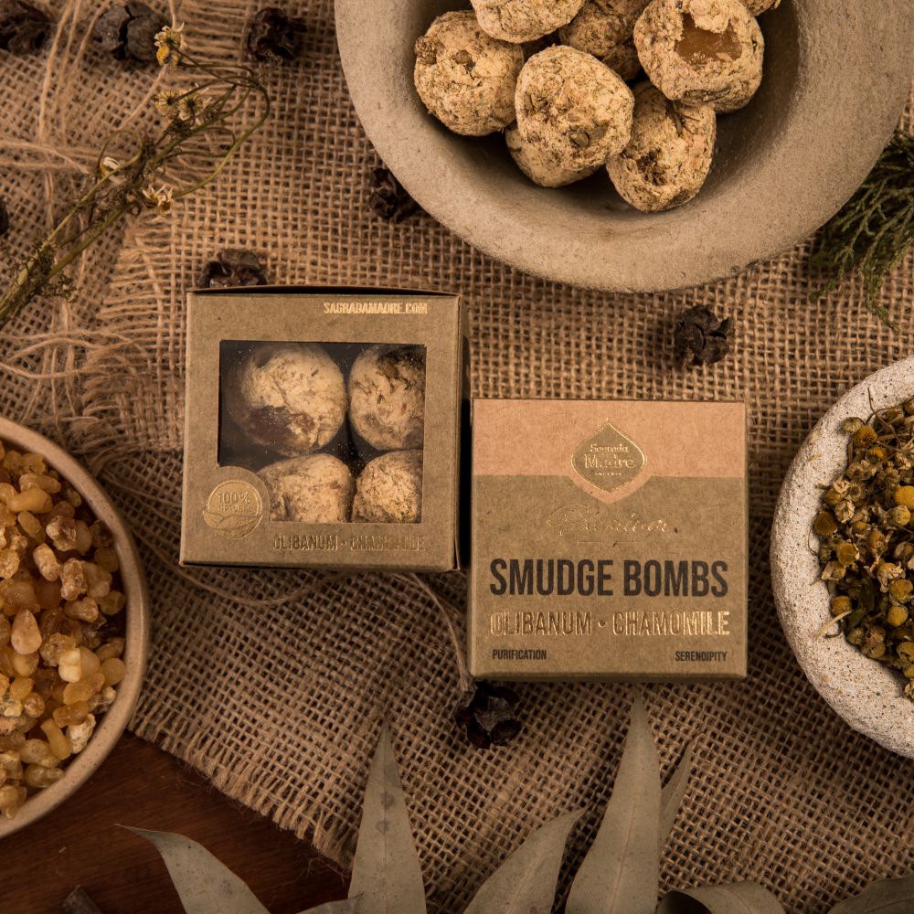 Smudge Bomb Premium X8 Olibanum and Chamomile