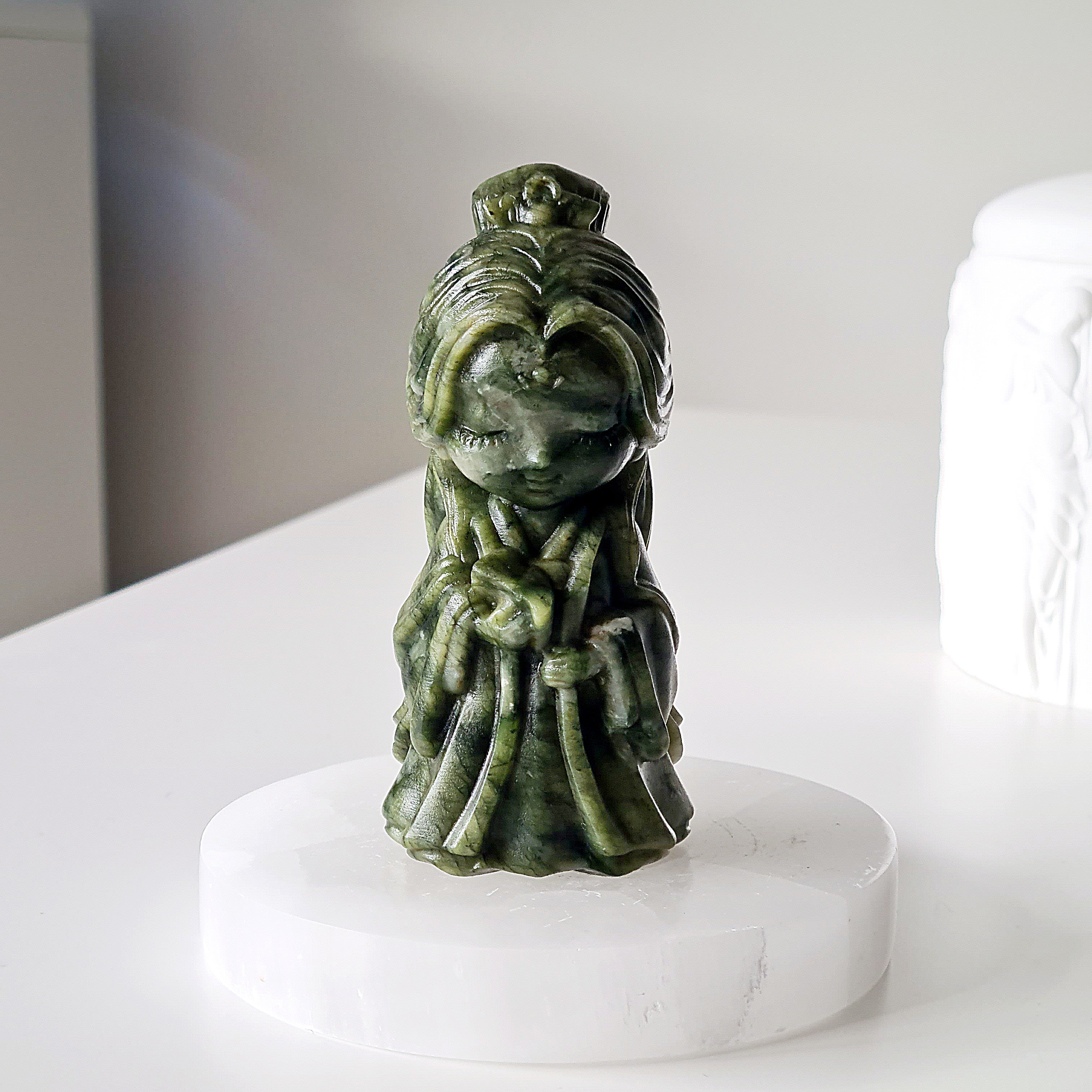 Serpentine Doll Carving | C