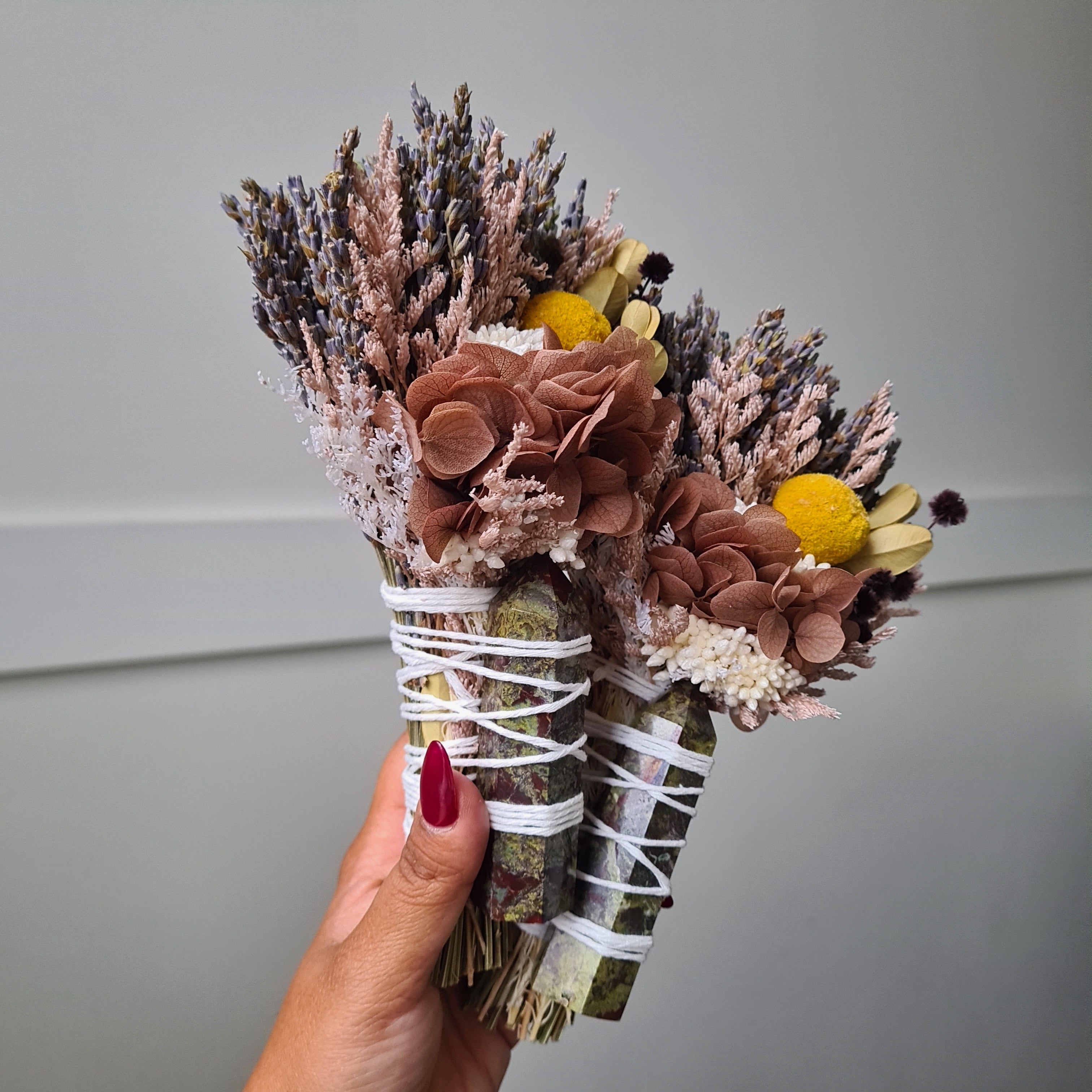 Courage & Strength | Dragon's Blood Flower Wand | 1 Piece