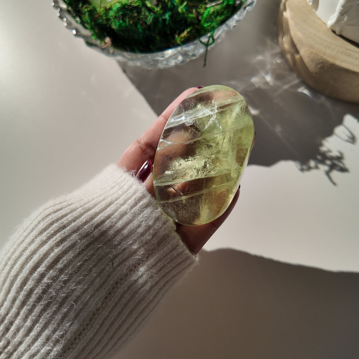 Green Fluorite Pocket Stone | L | 5.9 cm | Focus & Zen