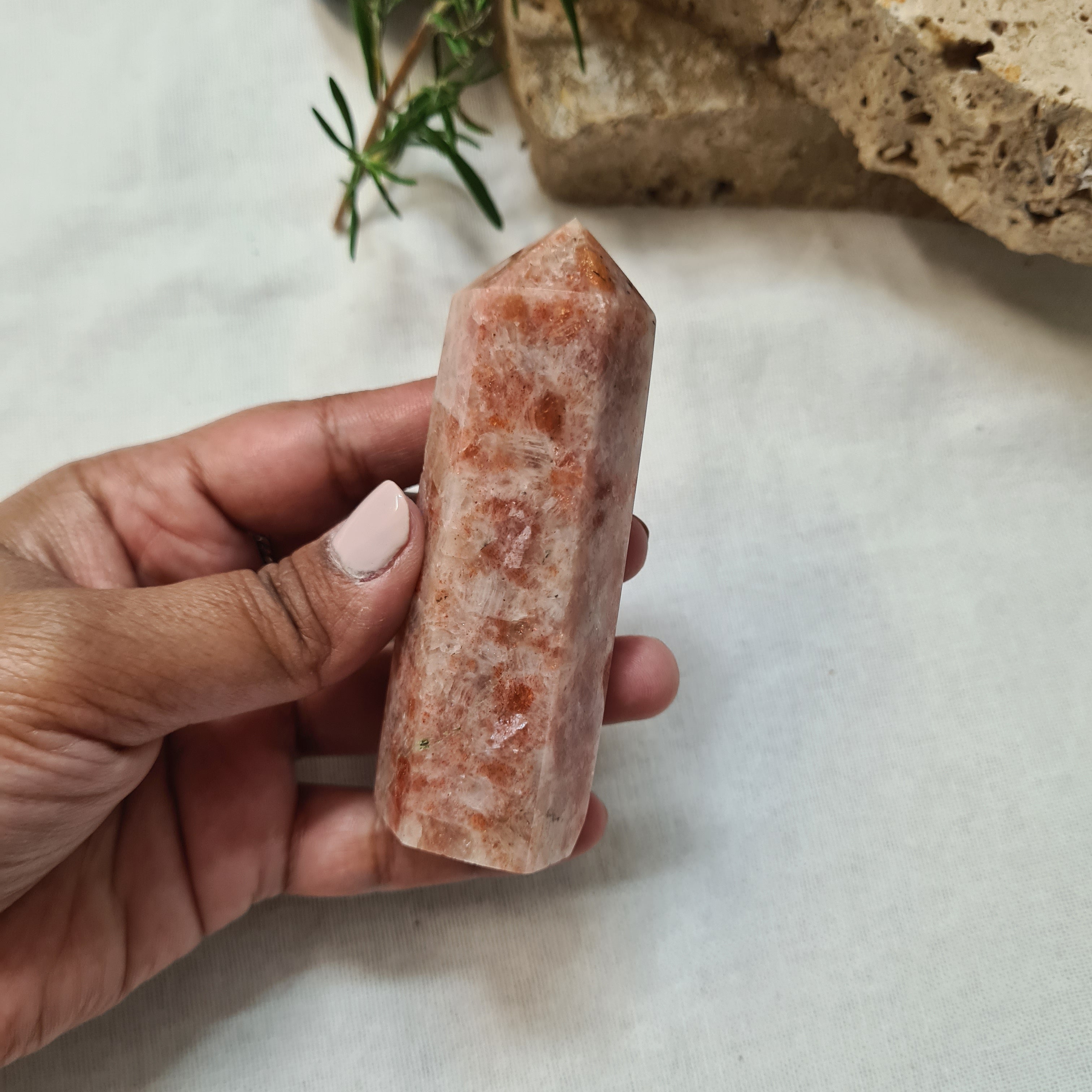 Sunstone Point | 8.4 cm