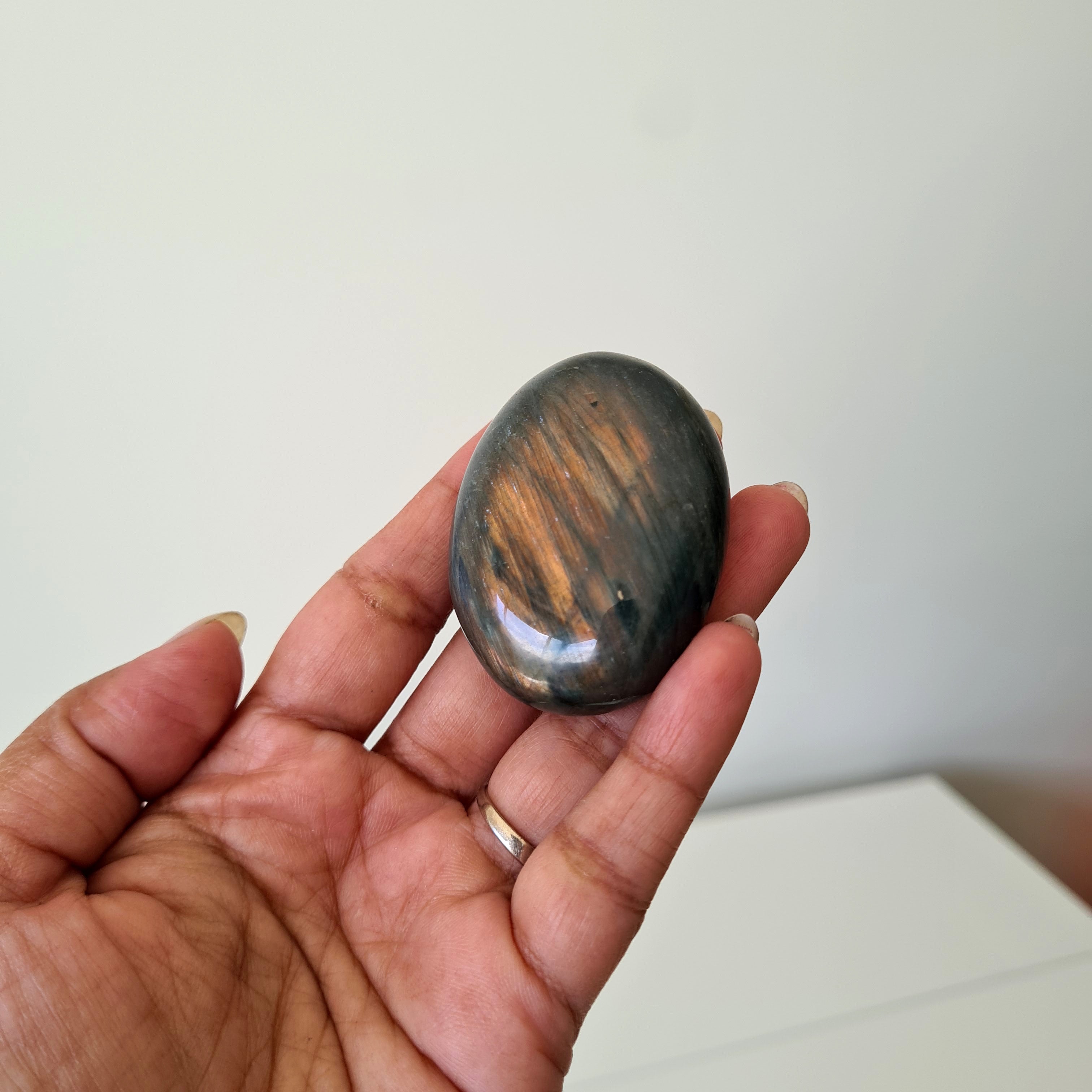 Labradorite Palm Stone | Small