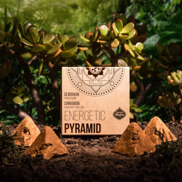 Energetic Pyramids - Frankincense and Cinnamon incense bomb 4pcs