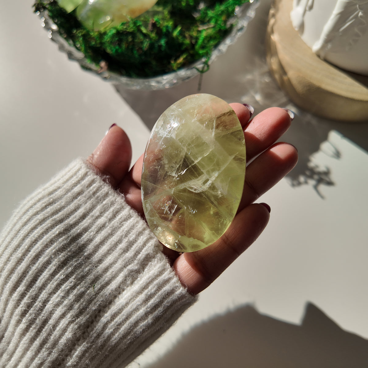 Green Fluorite Pocket Stone | M | 5.8 cm | Focus & Zen