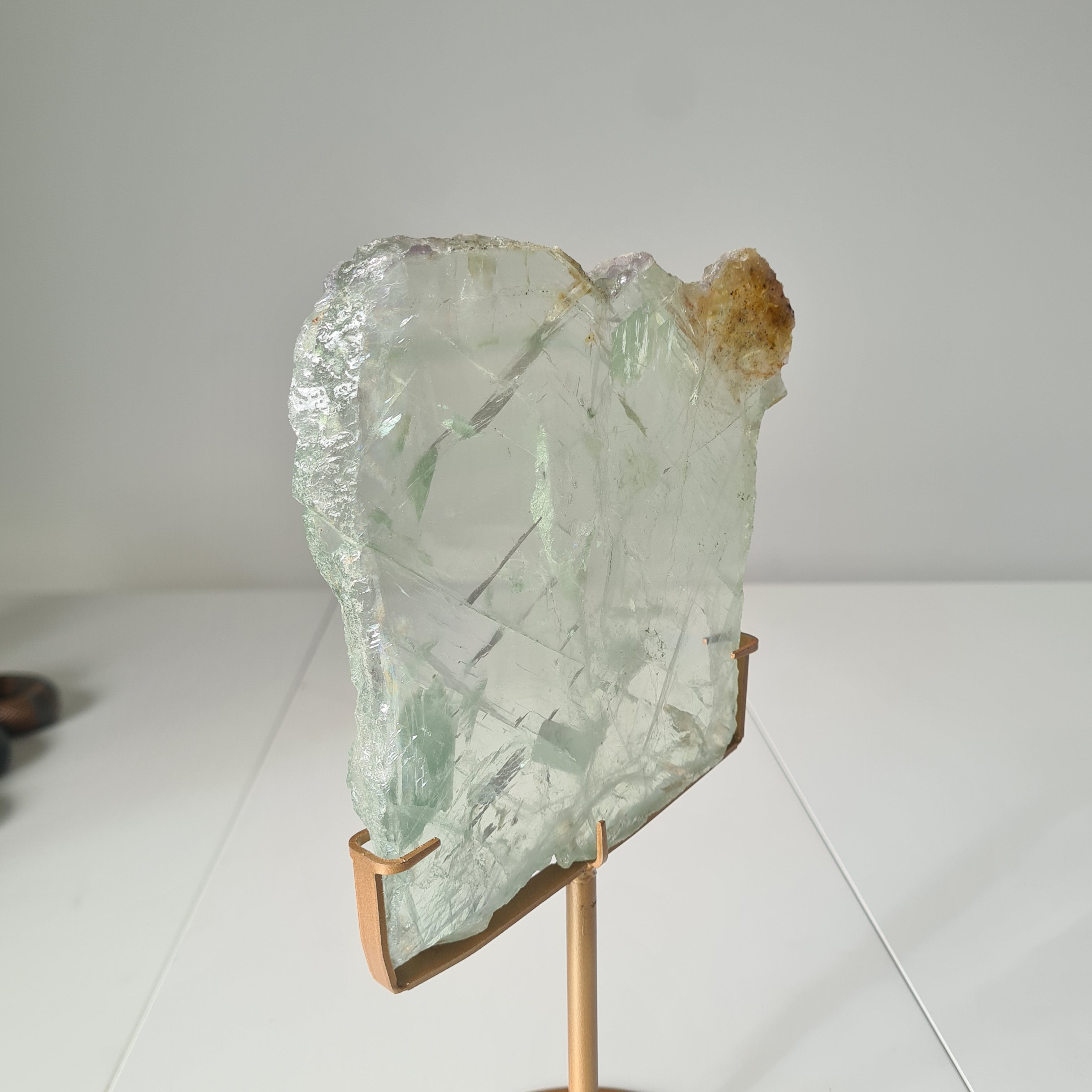Frozen Lake of Dreams Fluorite Portal on Stand | 24.5 cm with stand