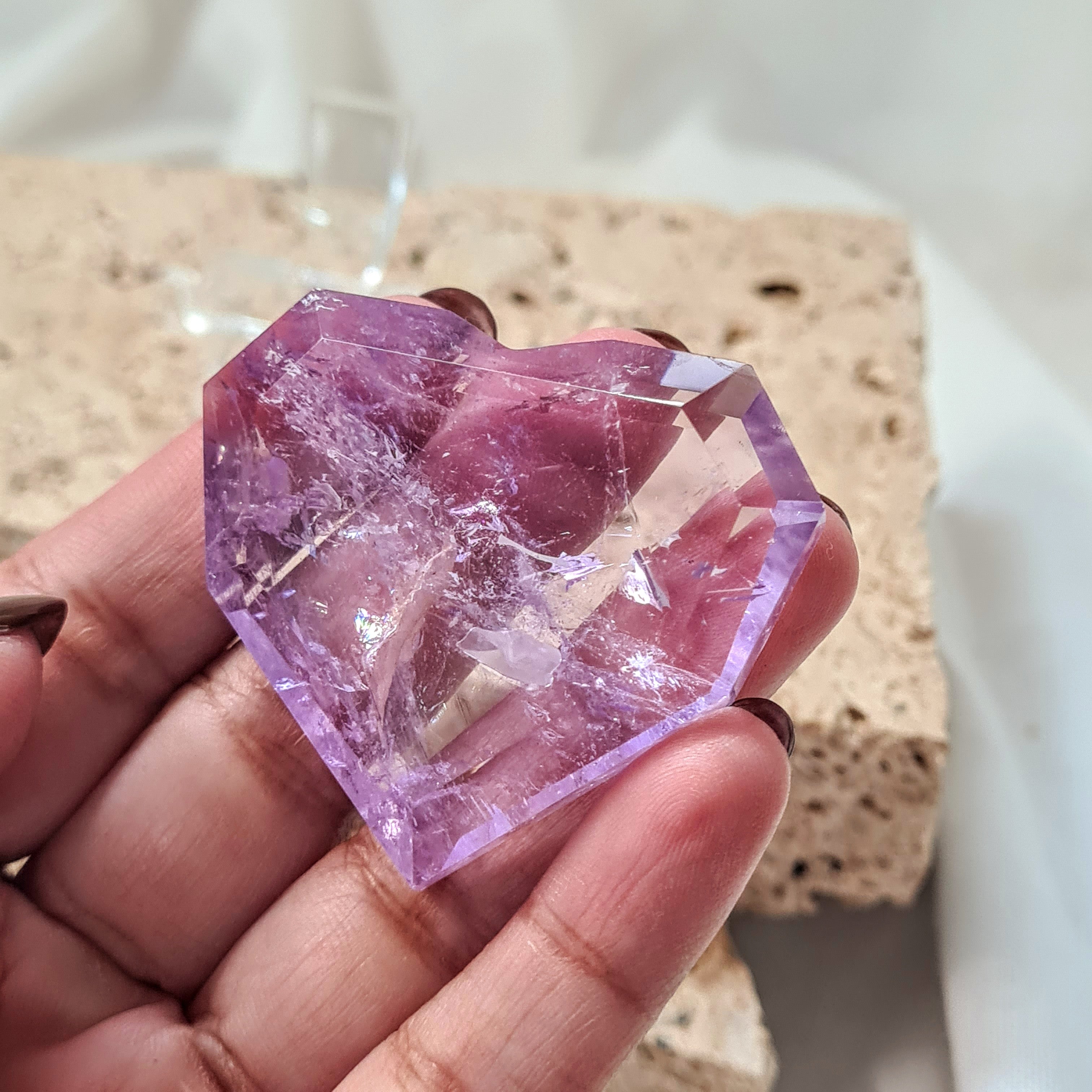 Amethyst Heart With Stand | 4.5x4 cm | A