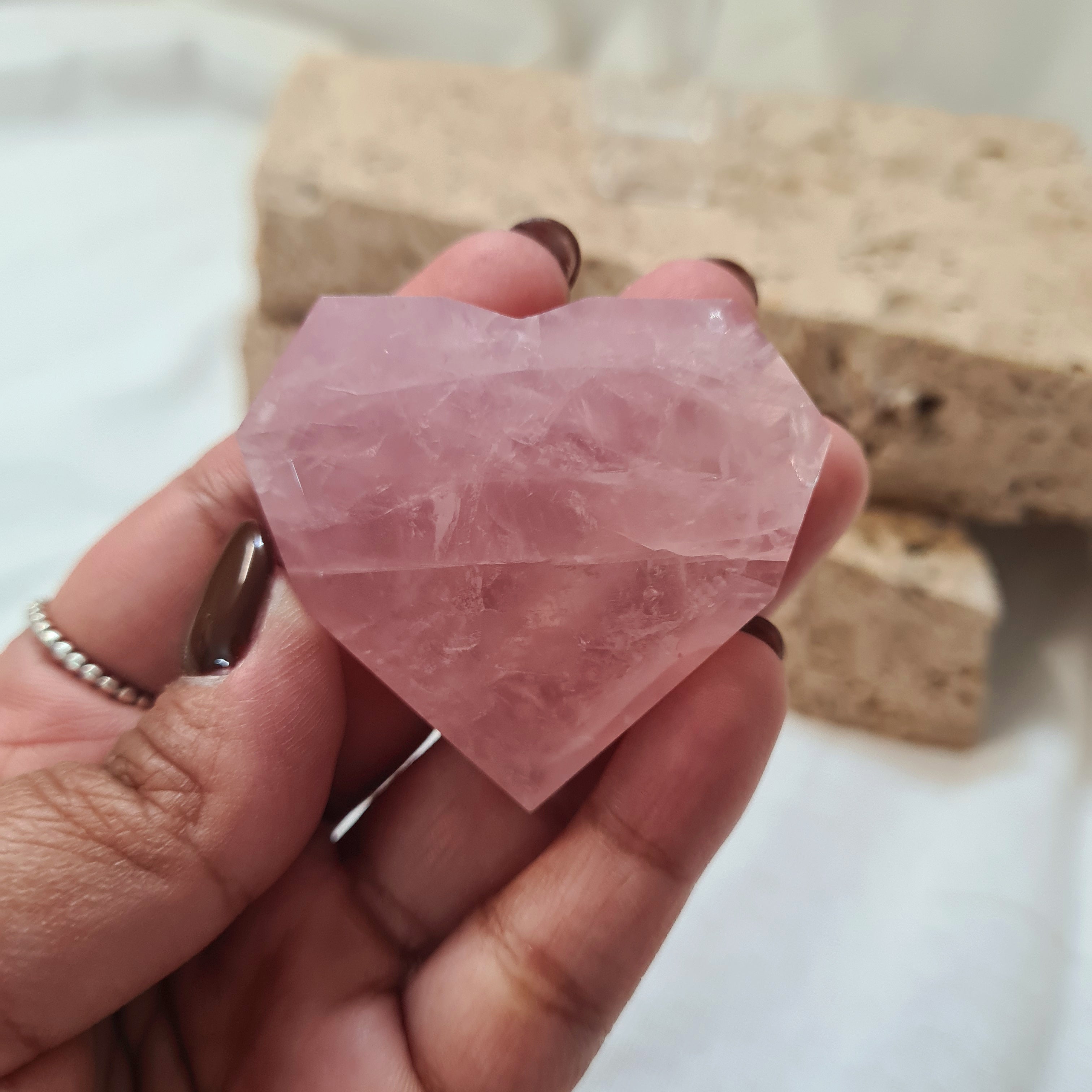 Rose Quartz Heart With Stand | 4x4.7 cm | A