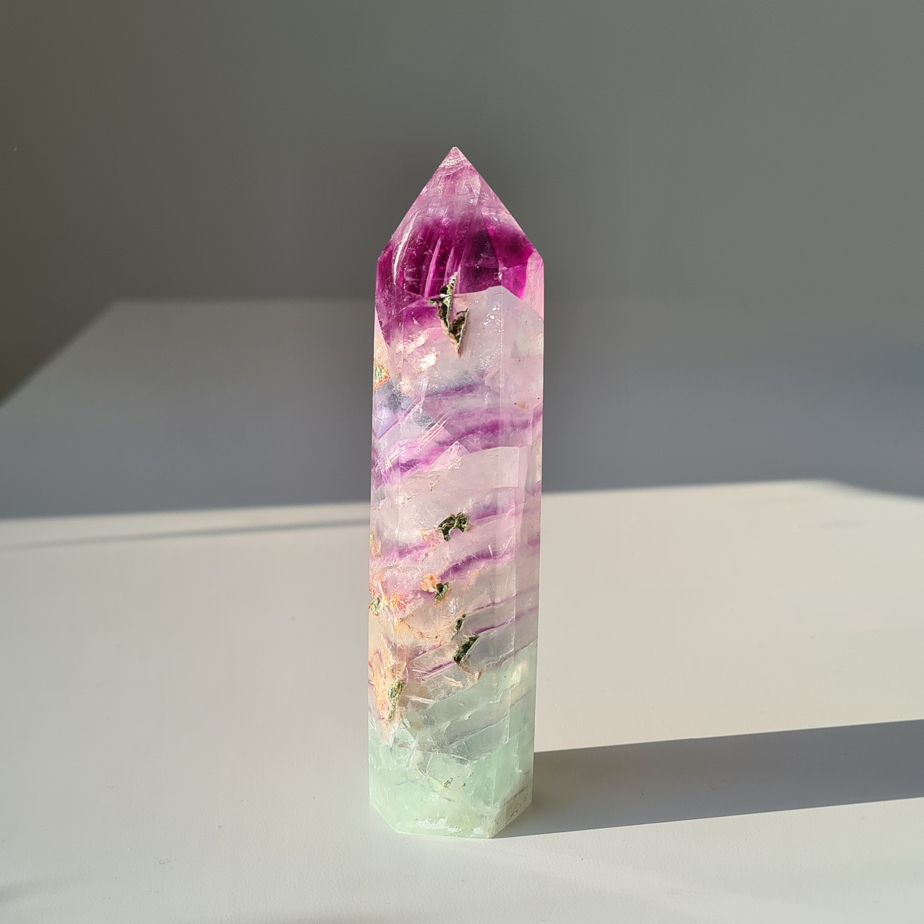 Dreamland Fluorite | f15 | 208 g | 11.5 cm tall
