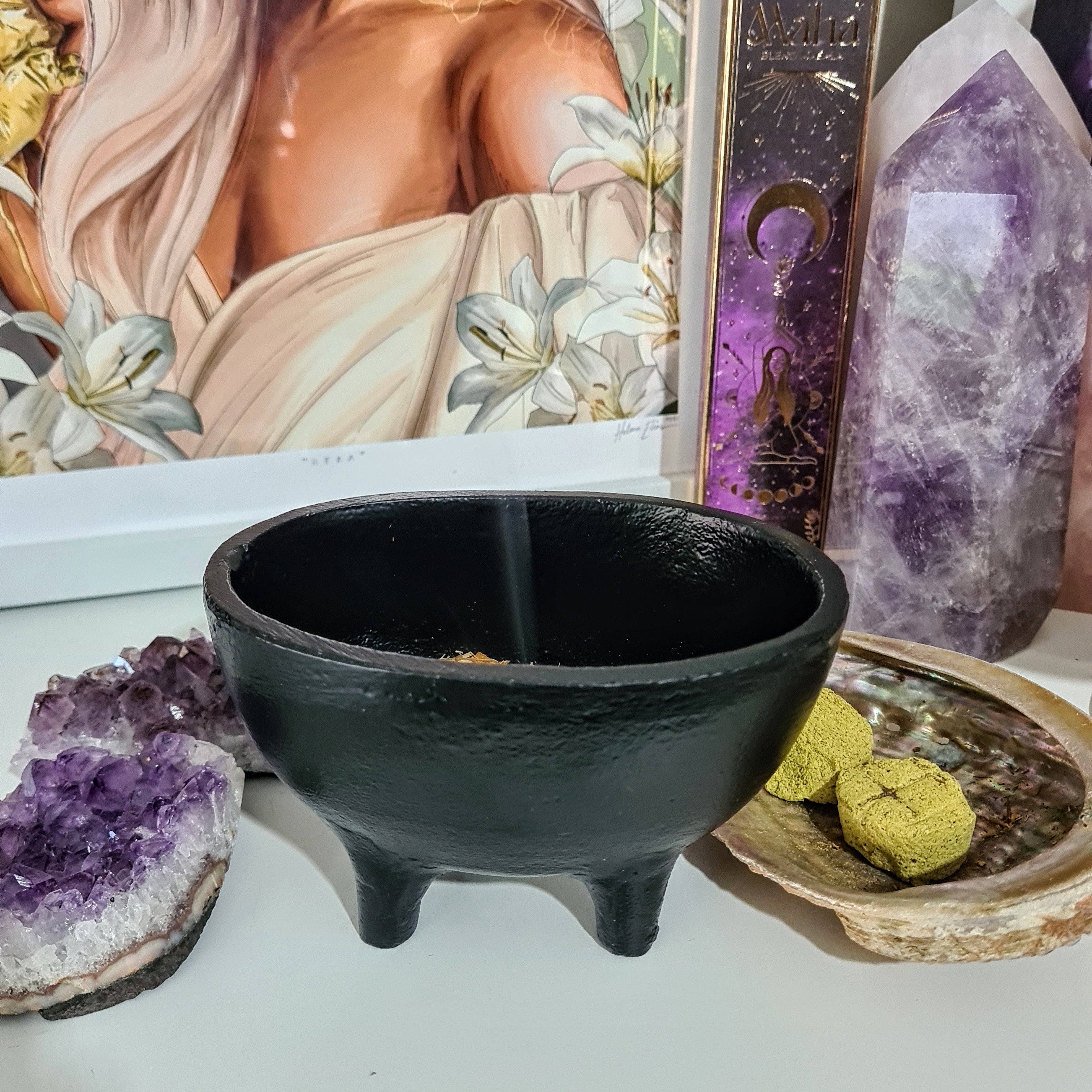 Ritual Oval Cauldron | Medium