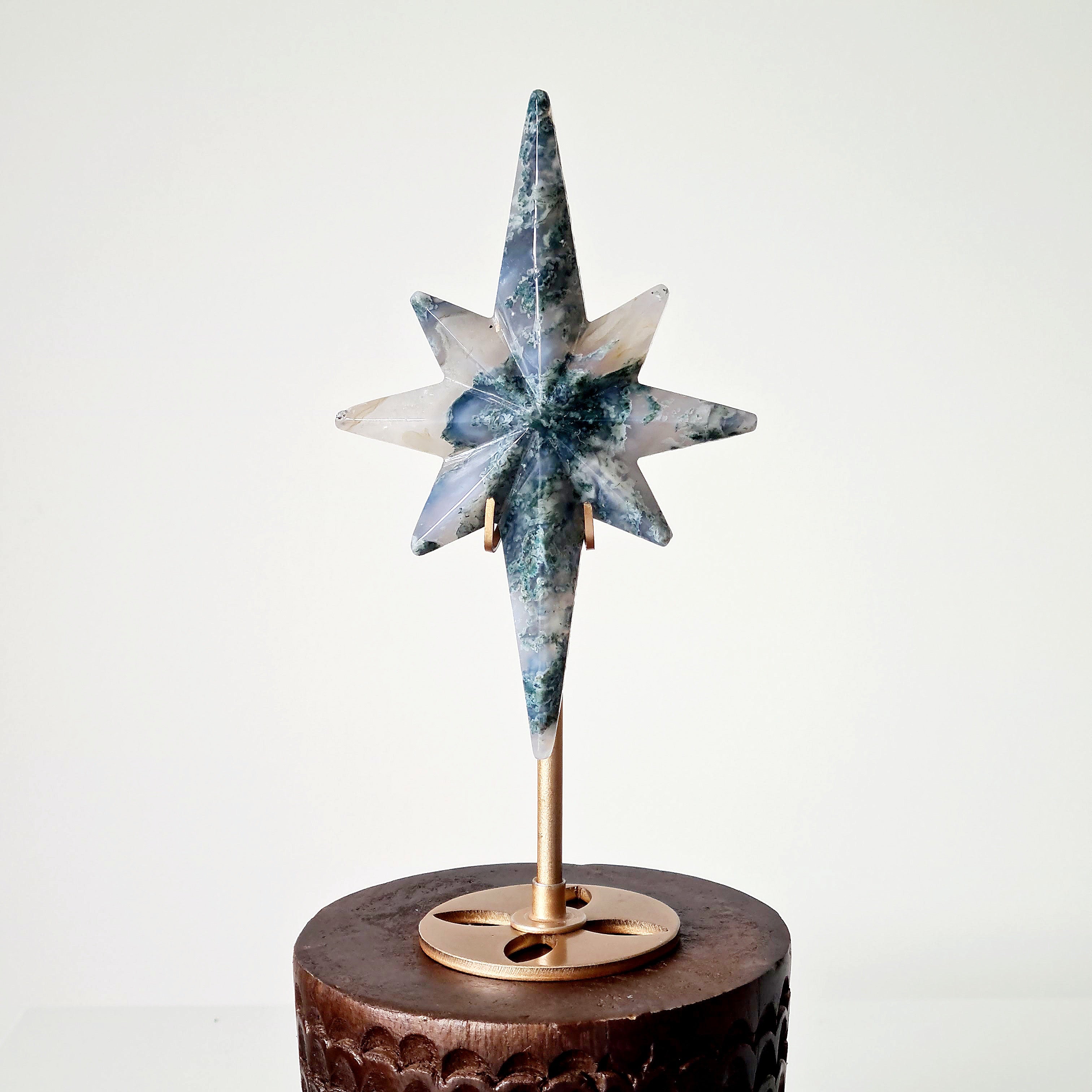 Moss Agate Star on stand | 14 cm star