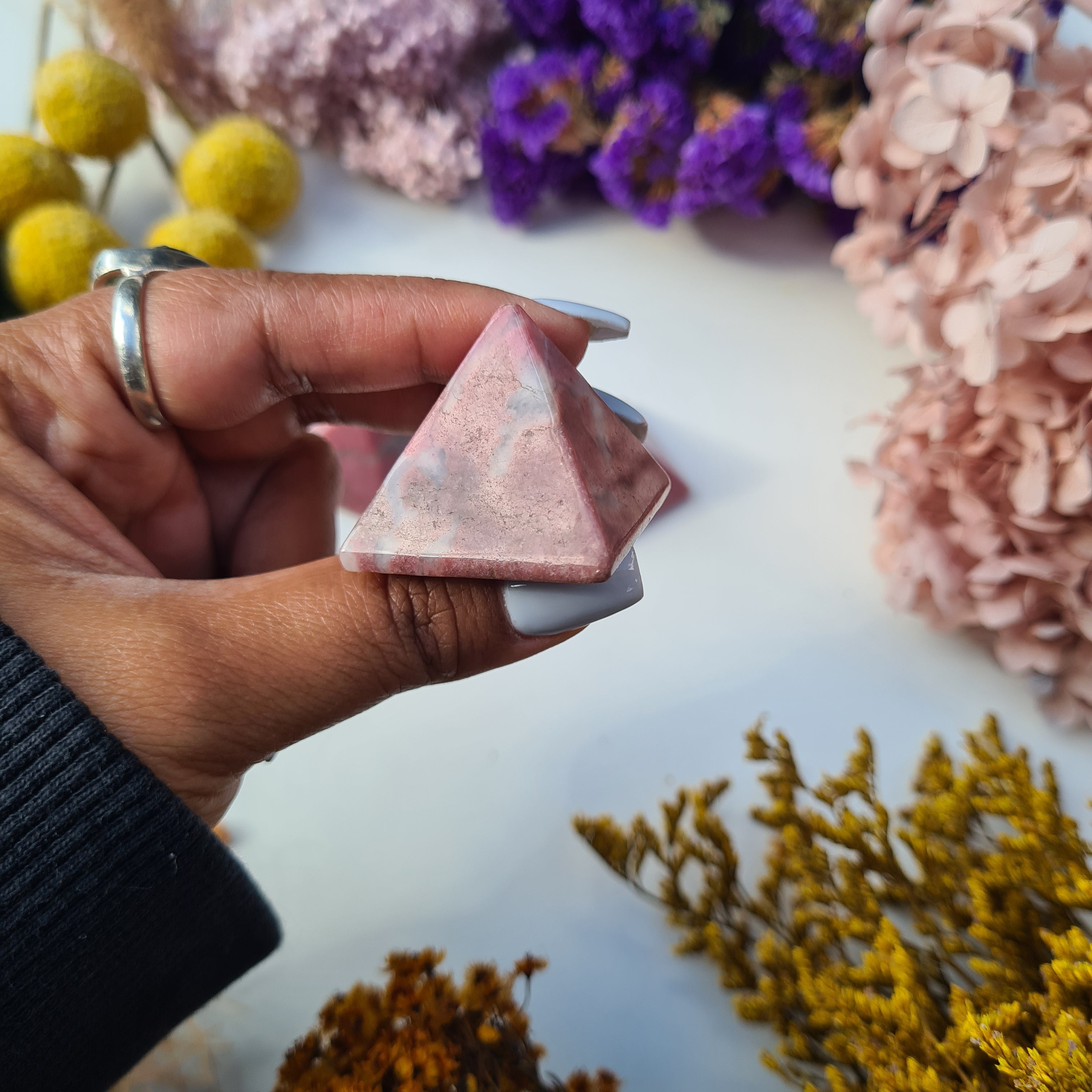 Rhodonite Pyramid | 1 Piece