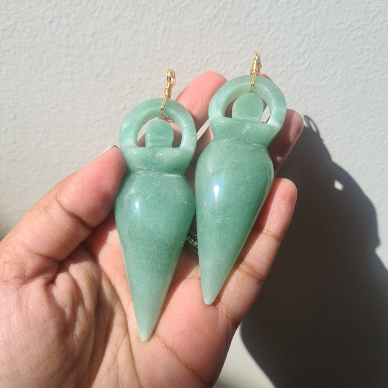 Green Aventurine goddess necklace ~ Gold Tone