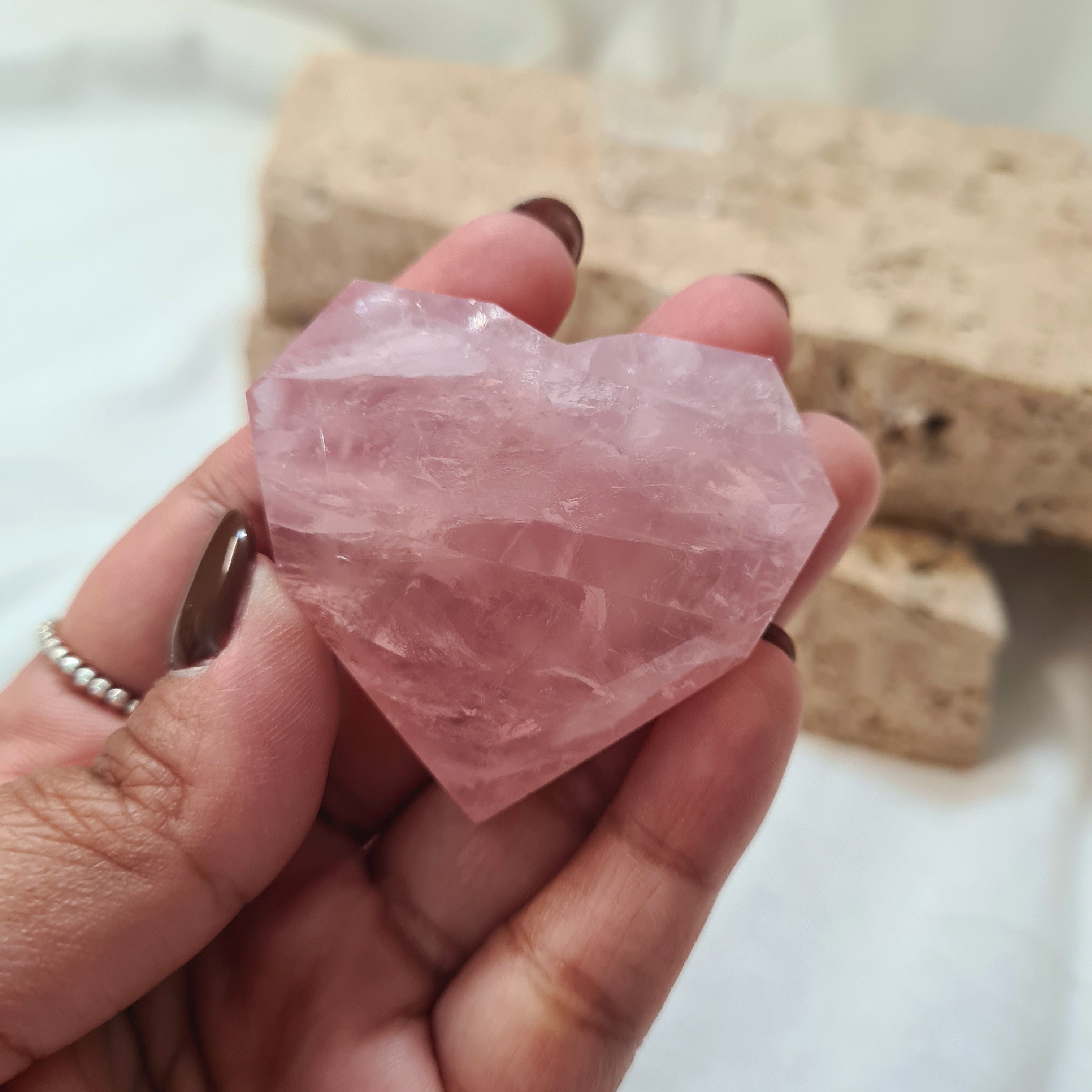 Rose Quartz Heart With Stand | 4x4.7 cm | A