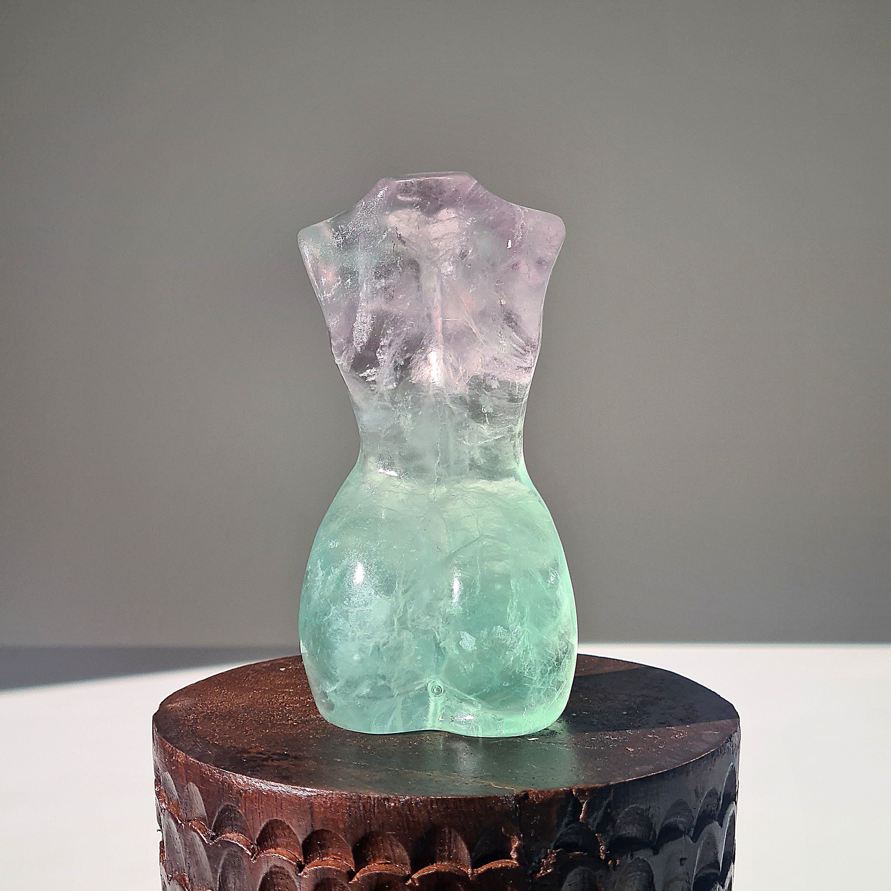 Fluorite Crystal Goddess | E | 350 g | Light apple green in naked eyes