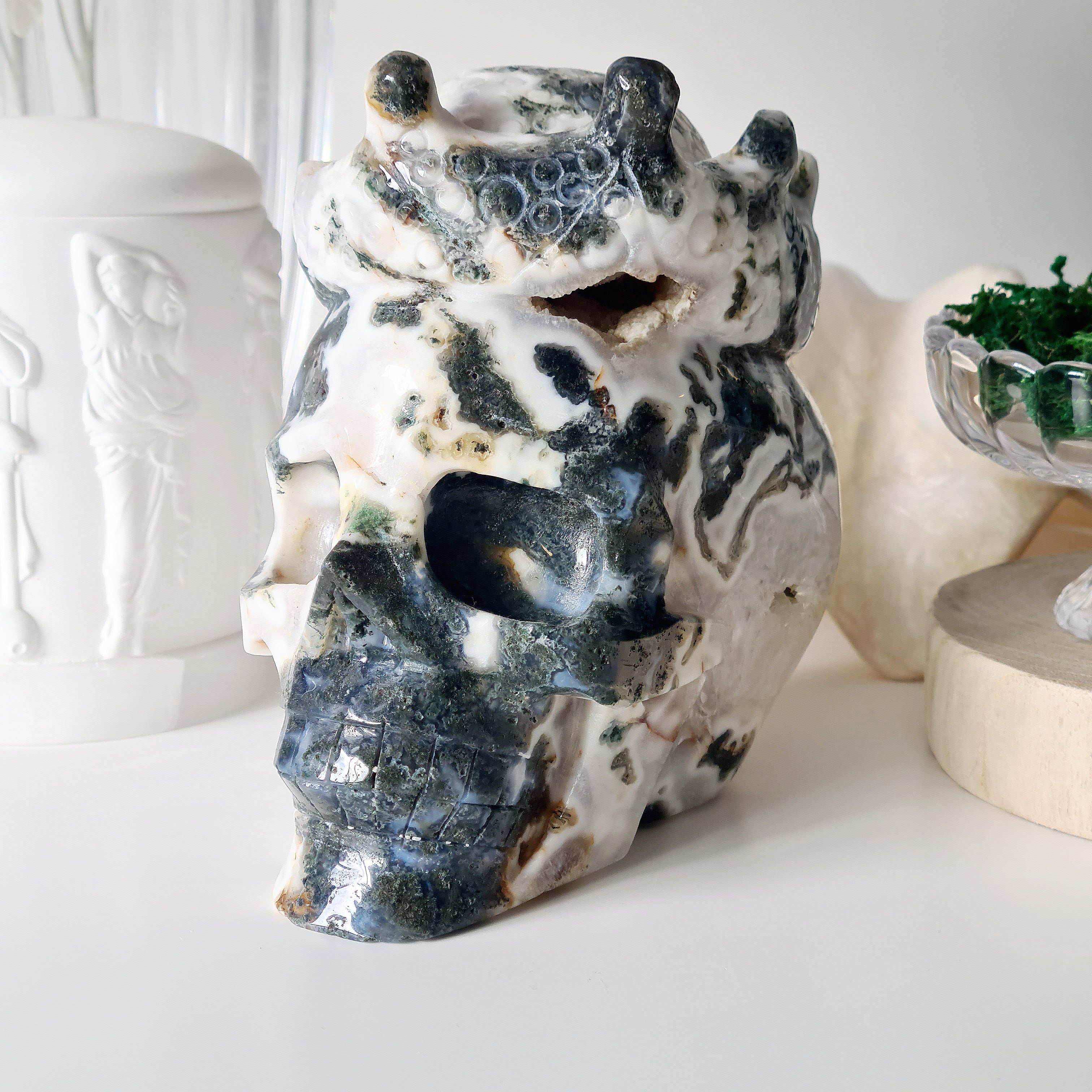 The last King | Moss Agate Skull Carving | 2.4 kg
