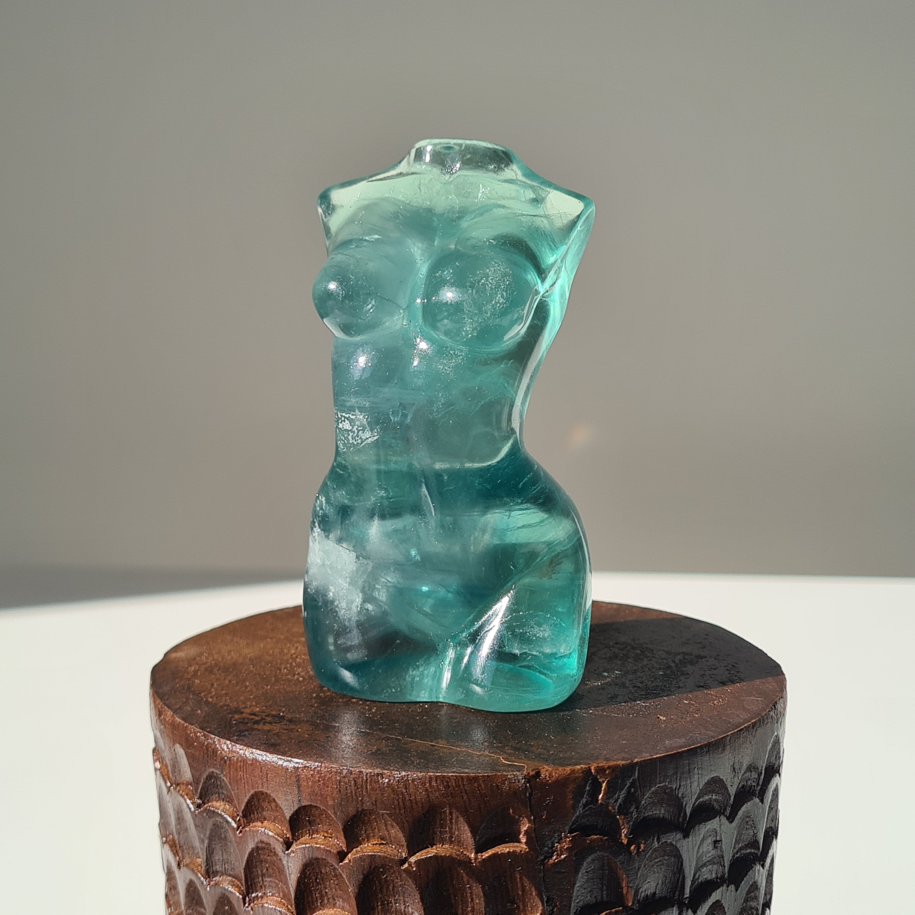 Fluorite Crystal Goddess | E | 300 g | looks Green in laked eyes