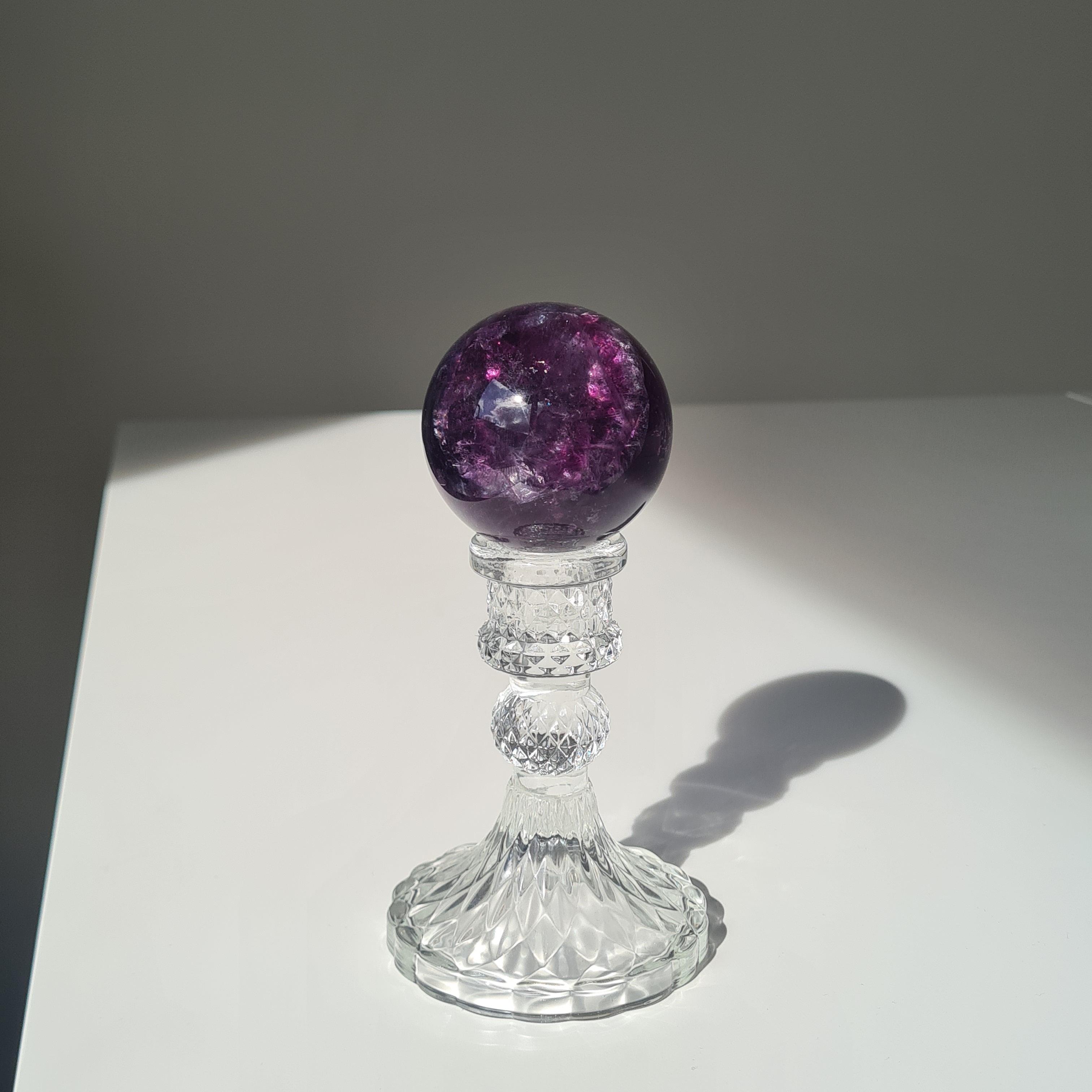 Intergalactic Fluorite with stand | E | 286 g | 5.4 cm