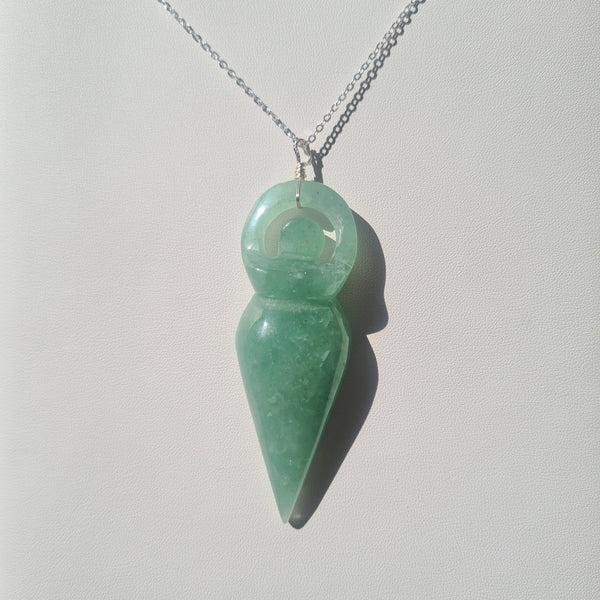 Green Aventurine goddess necklace~ Silver Tone