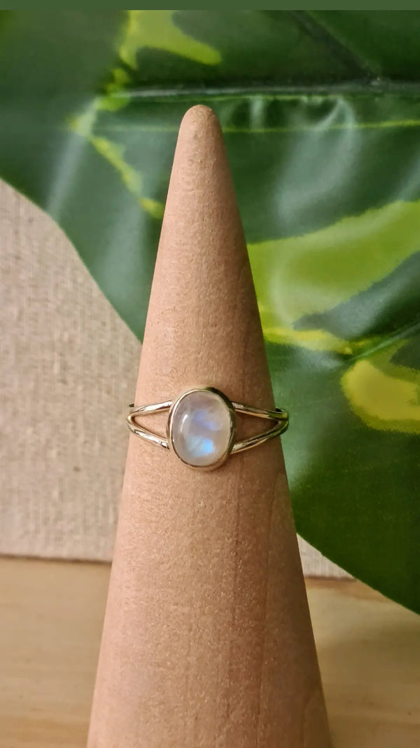 Moonstone Ring | 925 Sterling Silver | Sol