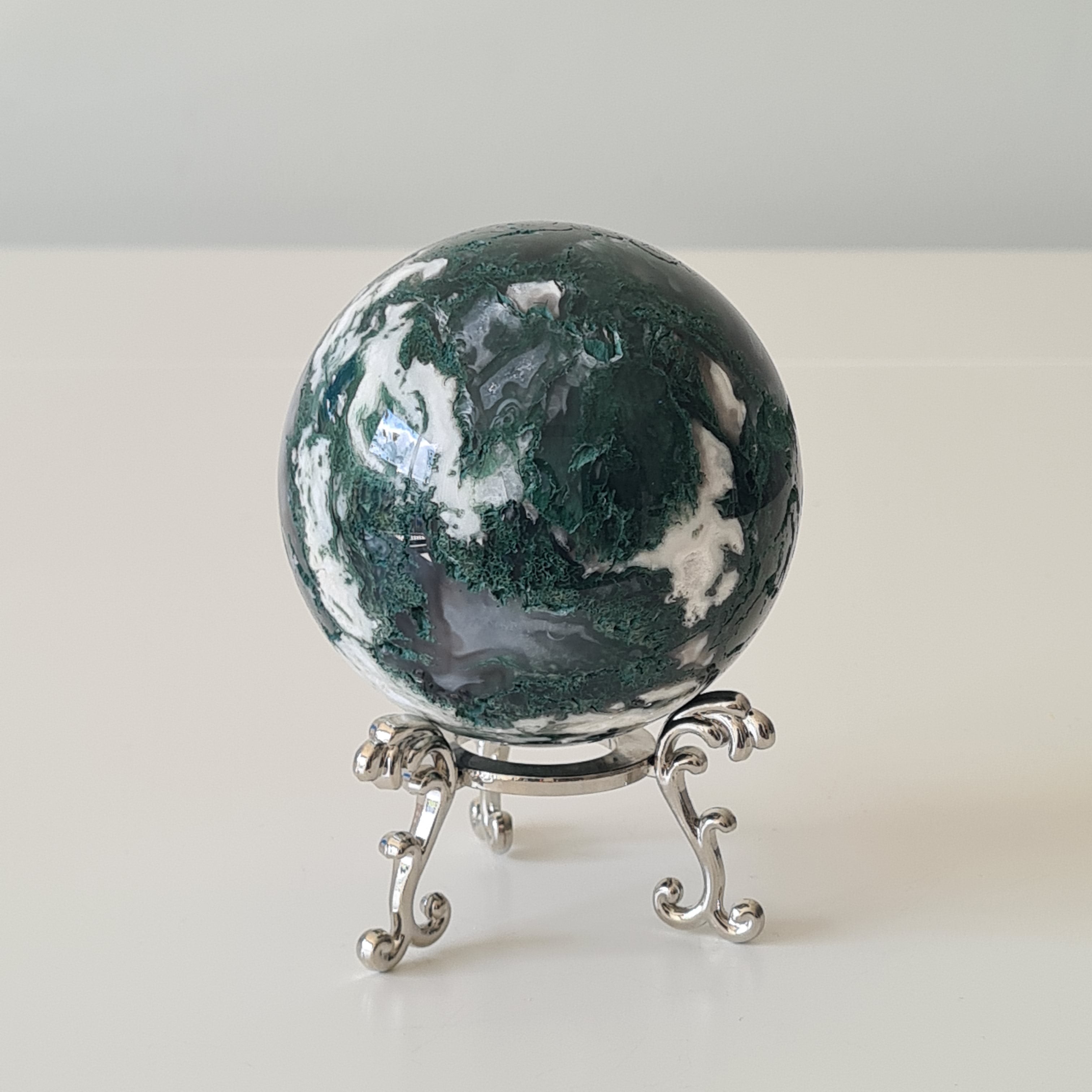 Moss Agate Sphere | 761 g