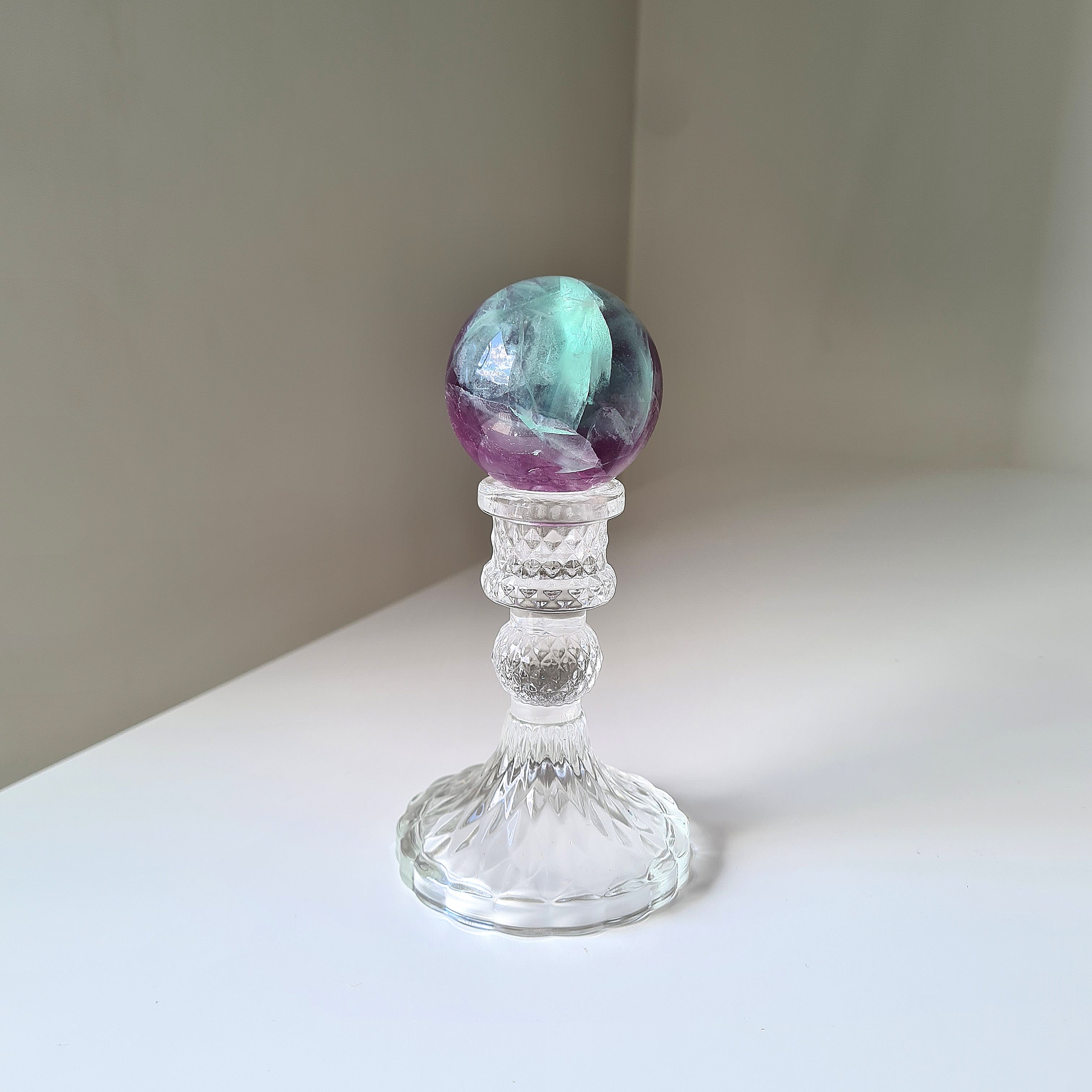 Intergalactic Fluorite with stand | c | 5.1 cm