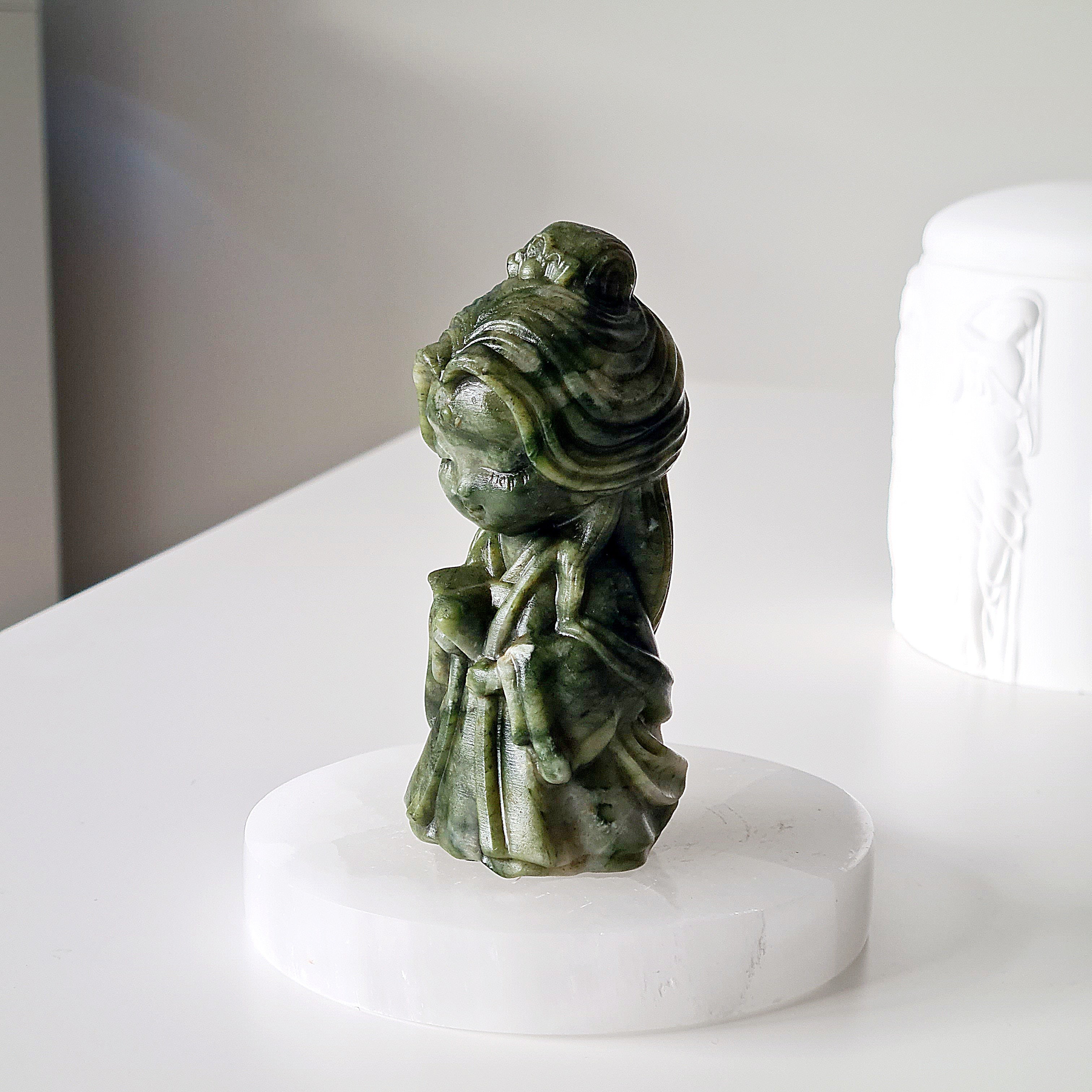 Serpentine Doll Carving | C