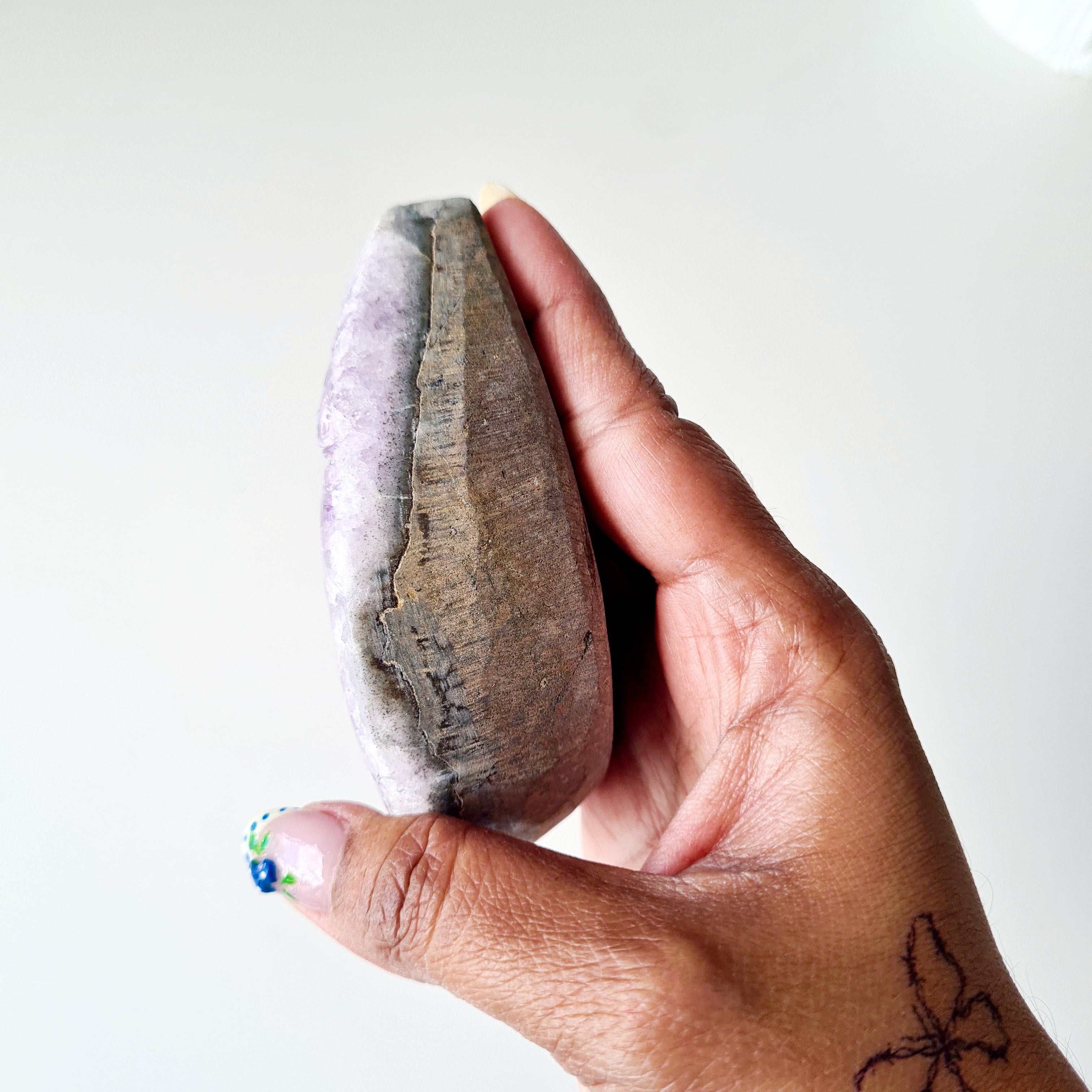 Amethyst Moon Carving 🌙 | 280 g | 9.5 cm