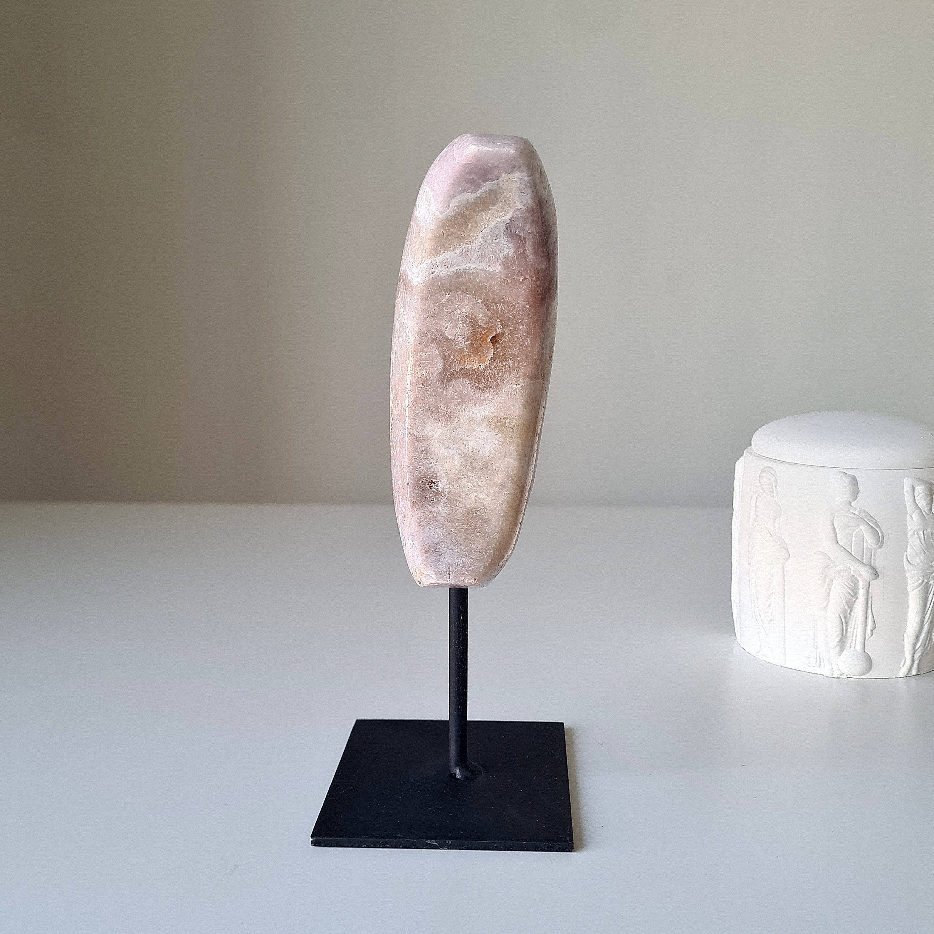 Pink Amethyst | Moon 🌙 On Stand | 1 kg | 21.5 cm including stand