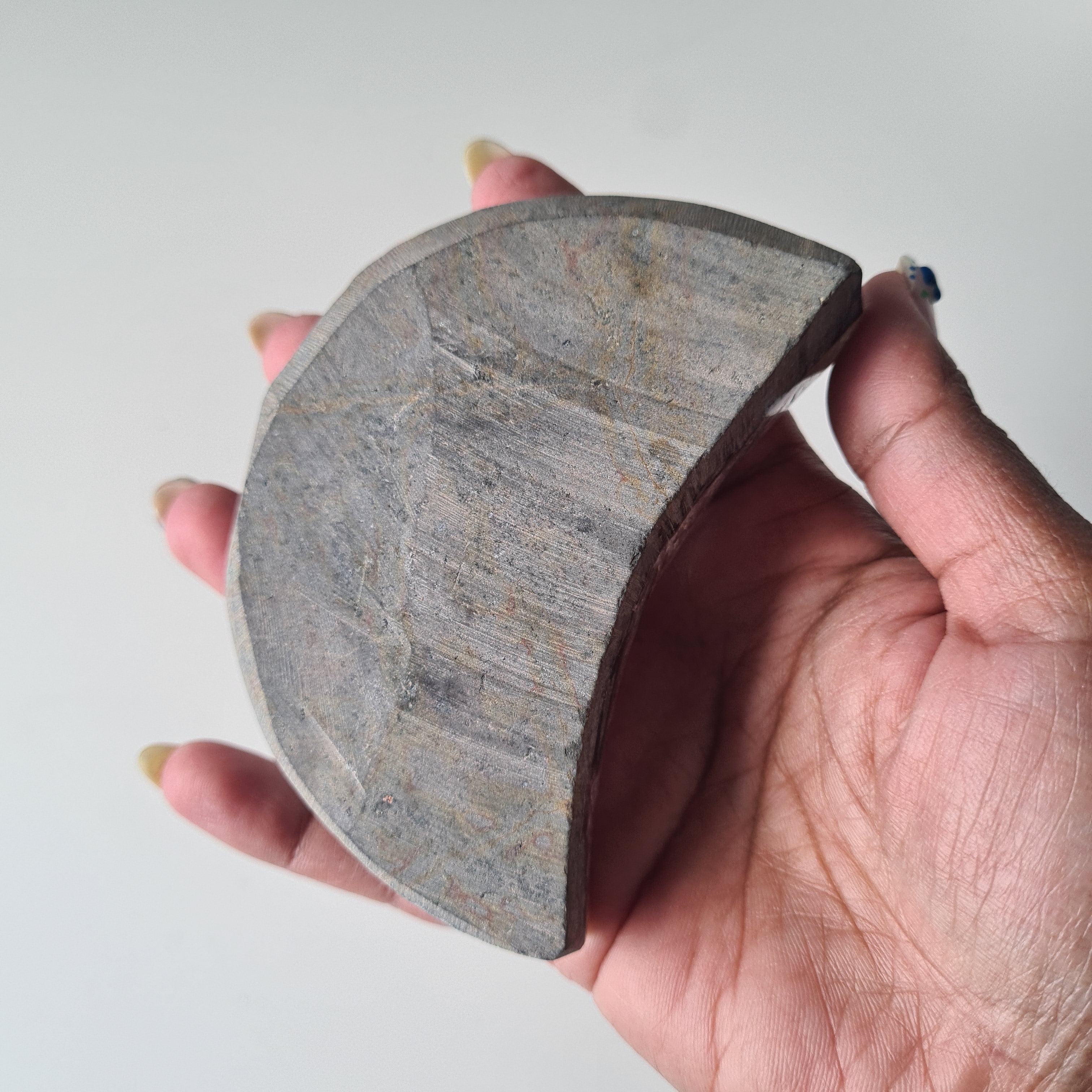 Smokey Amethyst Moon Carving 🌙 | 240 g | 9 cm
