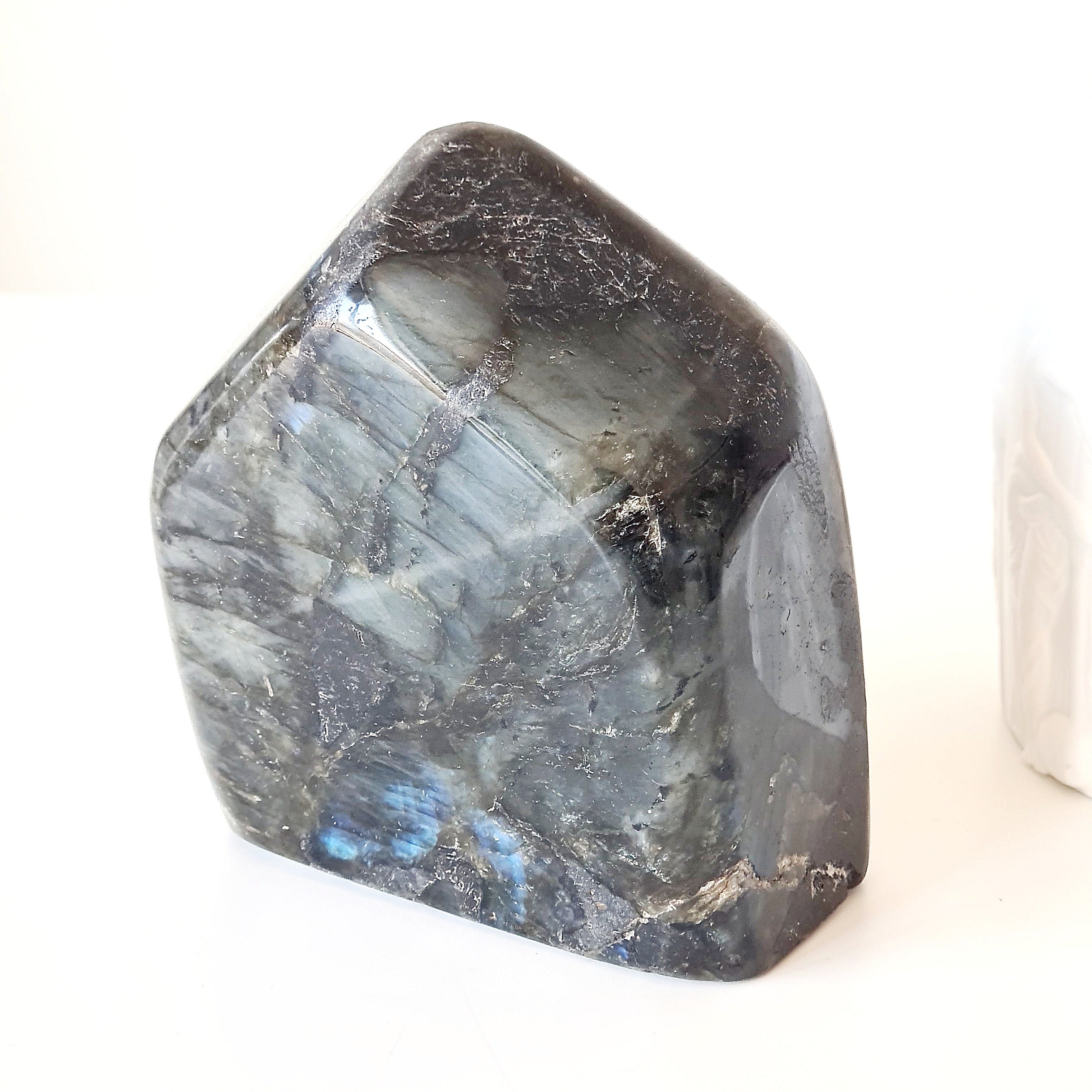 Labradorite | C | 1.3 kg