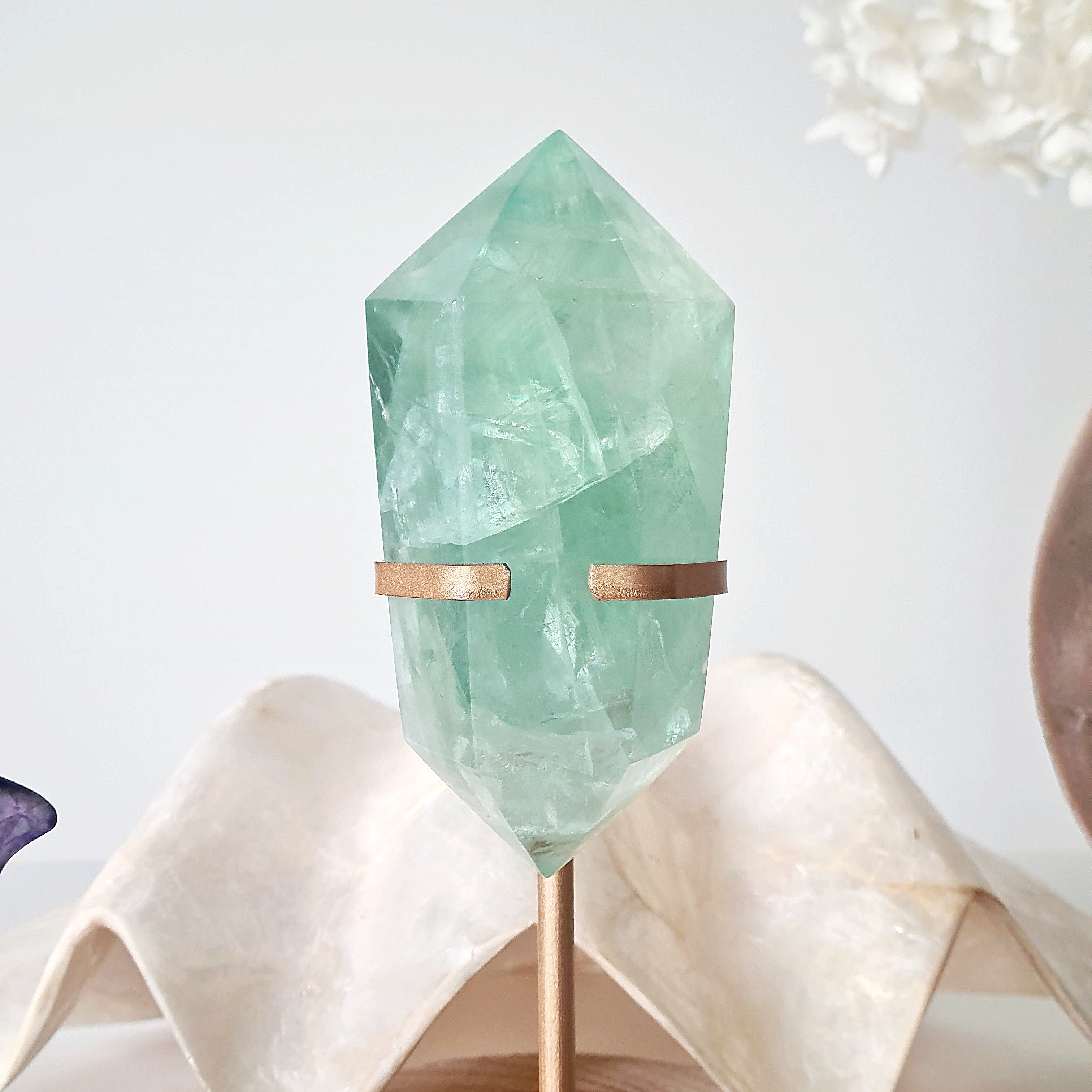 Fluorite DT with stand | E | 386 g | 10 cm