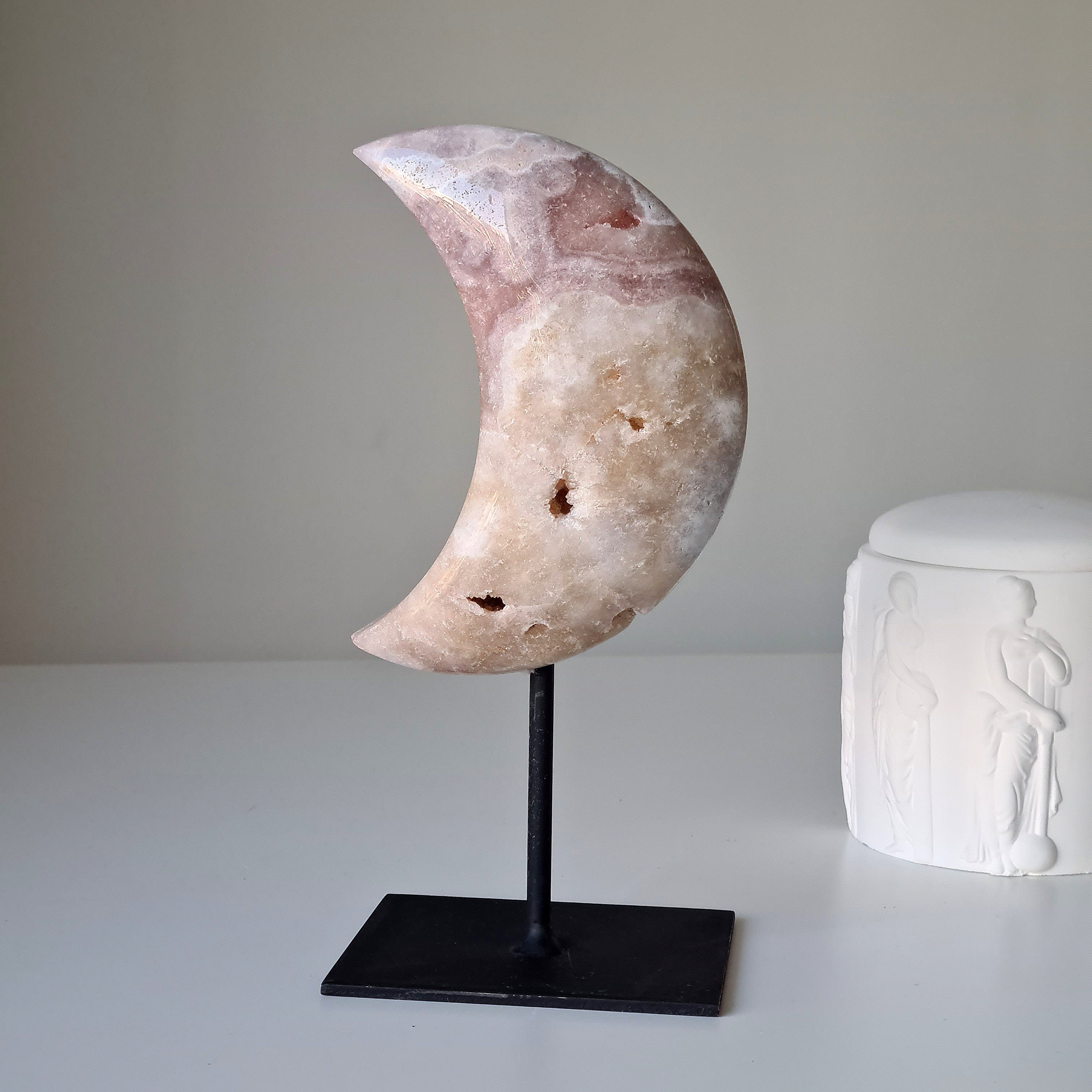 Pink Amethyst | Moon 🌙 On Stand | 1 kg | 21.5 cm including stand