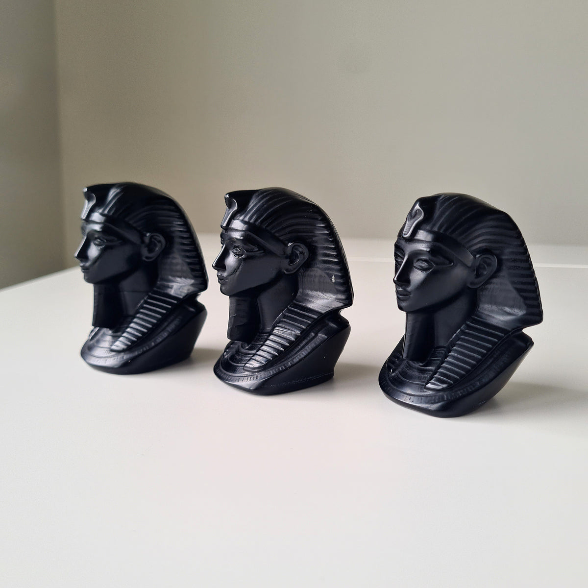 King Tut |Obsidian |Intutively Picked | 1 Piece