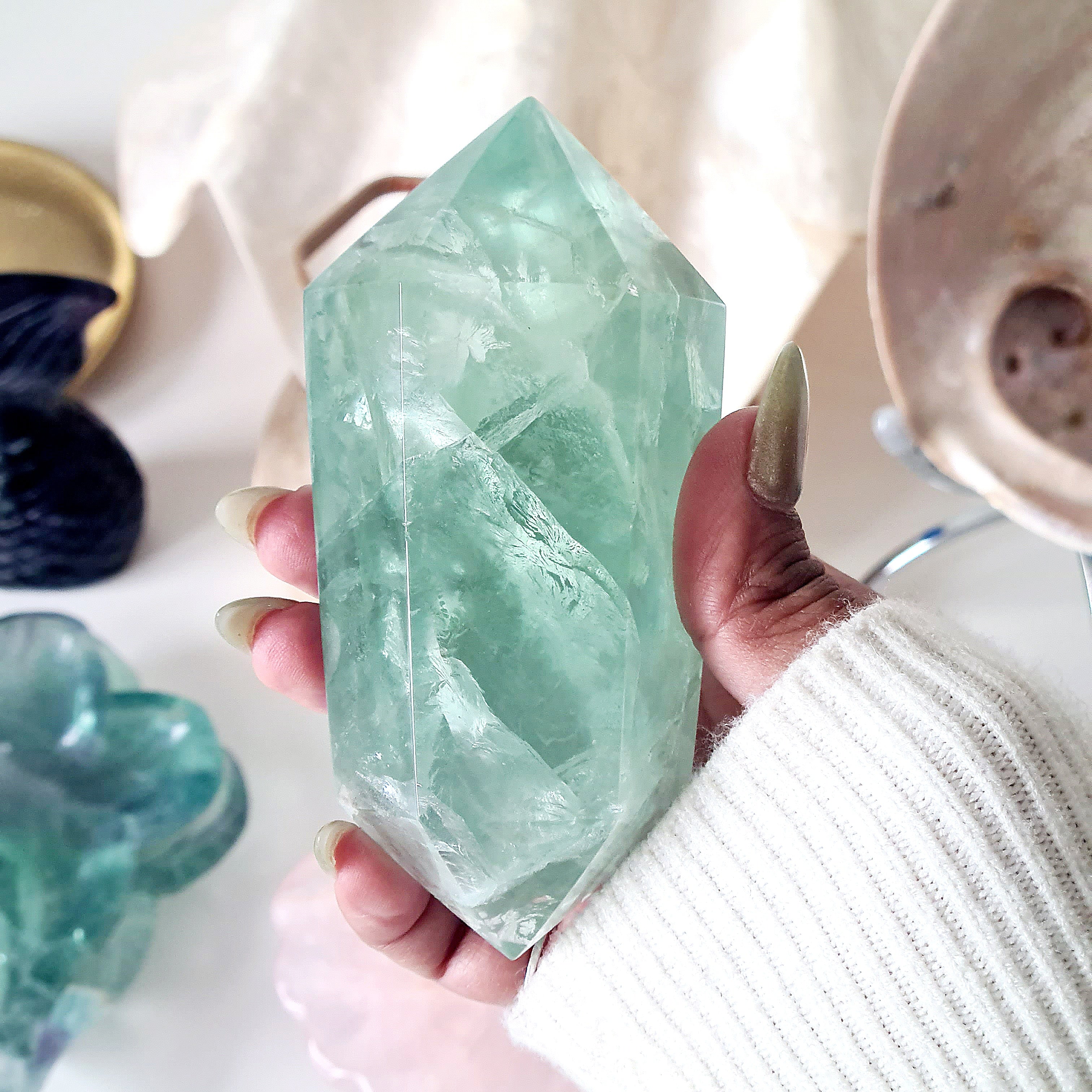 Fluorite DT with stand | E | 386 g | 10 cm