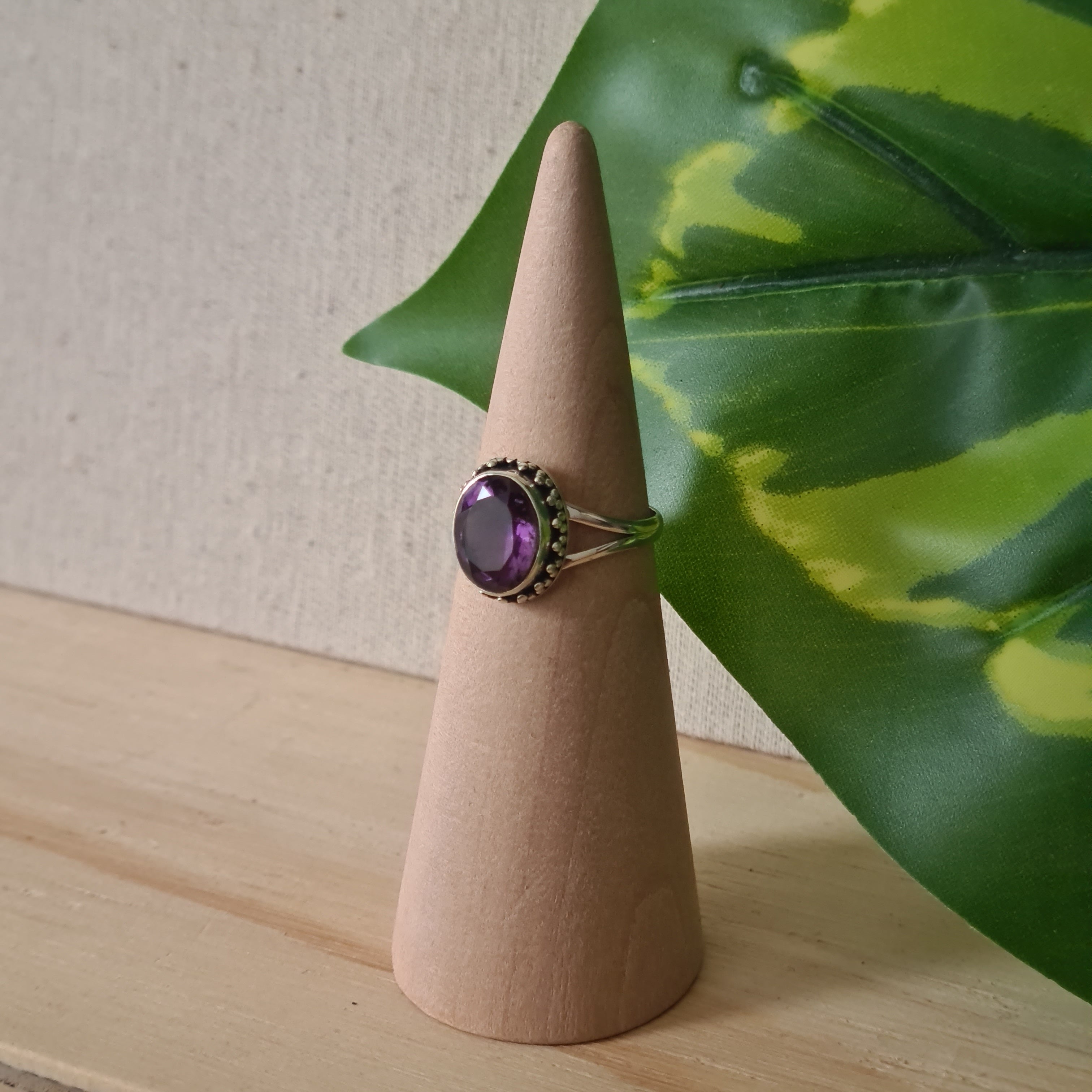 Amethyst Ring | 925 Sterling Silver