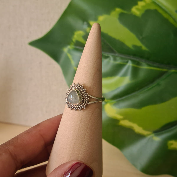 Moonstone Ring | 925 Sterling Silver | Empress