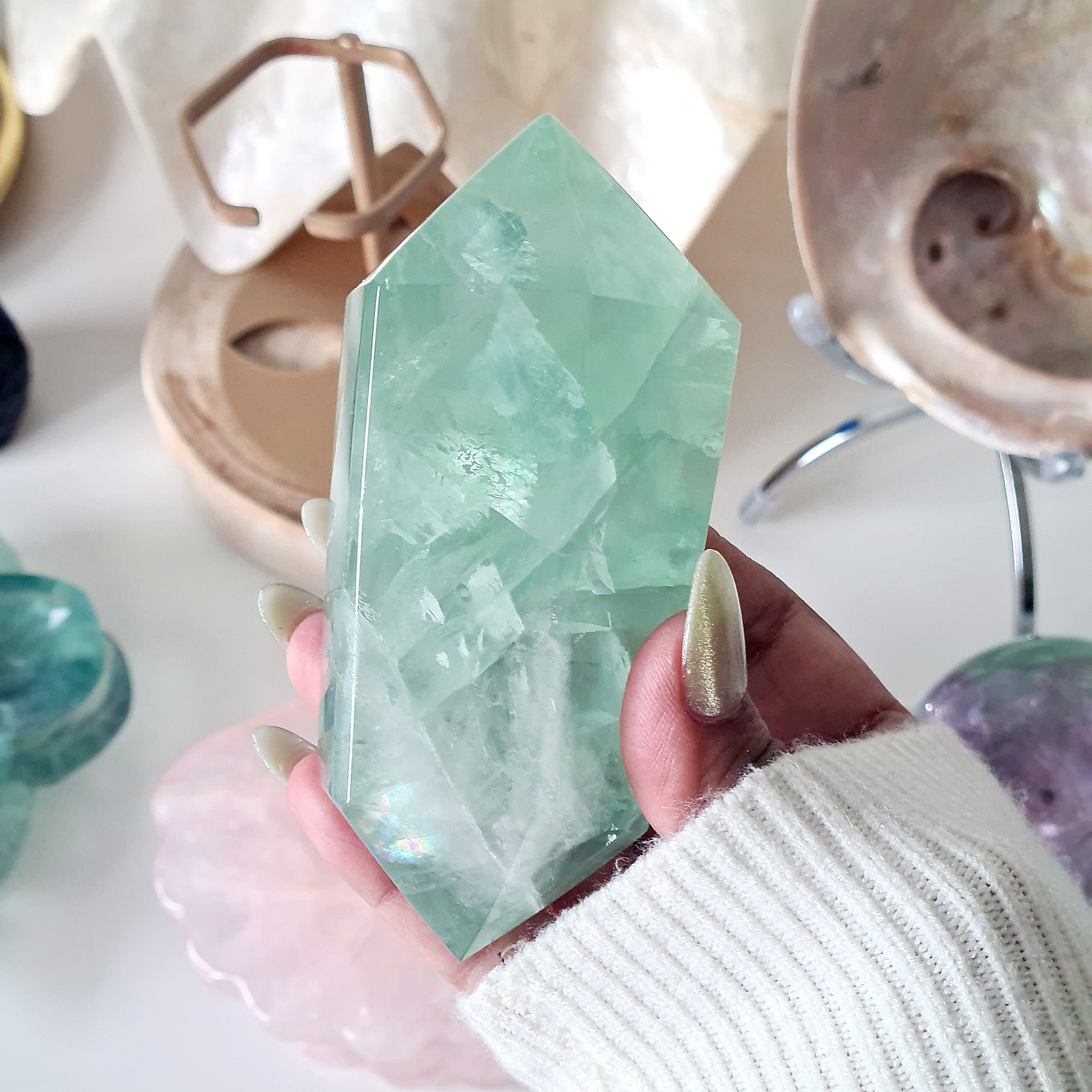 Fluorite DT with stand | E | 386 g | 10 cm