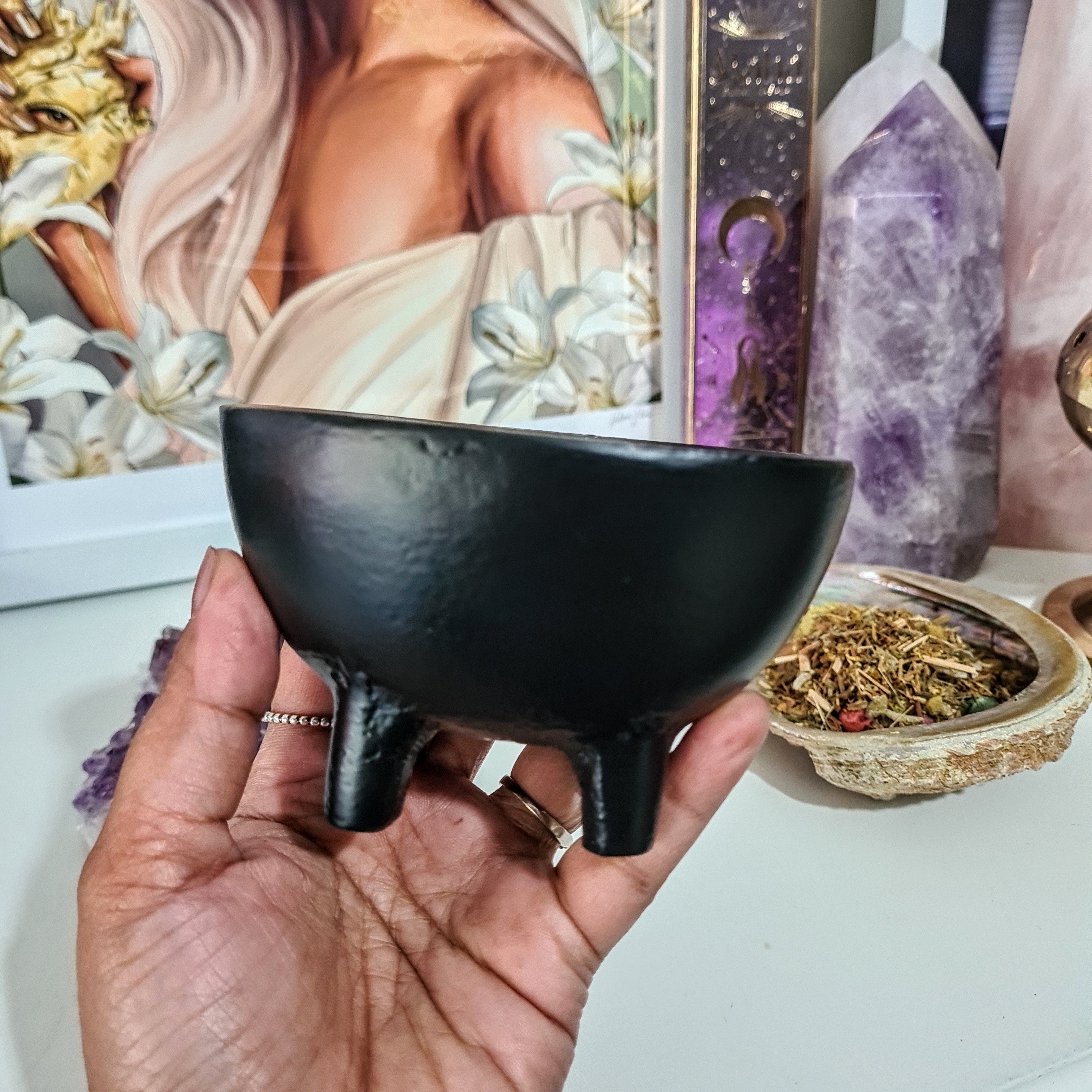 Ritual Oval Cauldron | Small