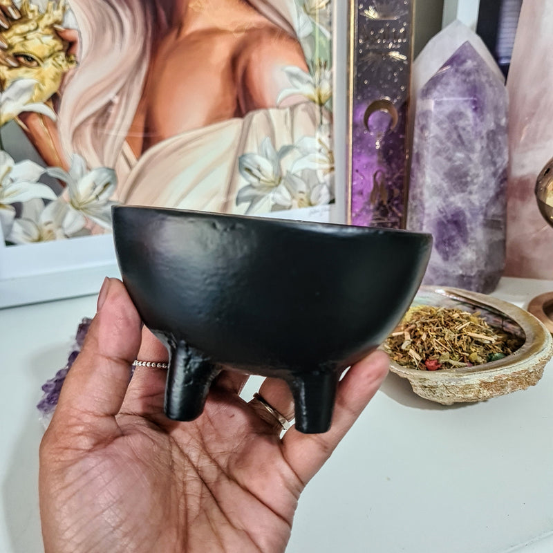 Ritual Oval Cauldron | Small