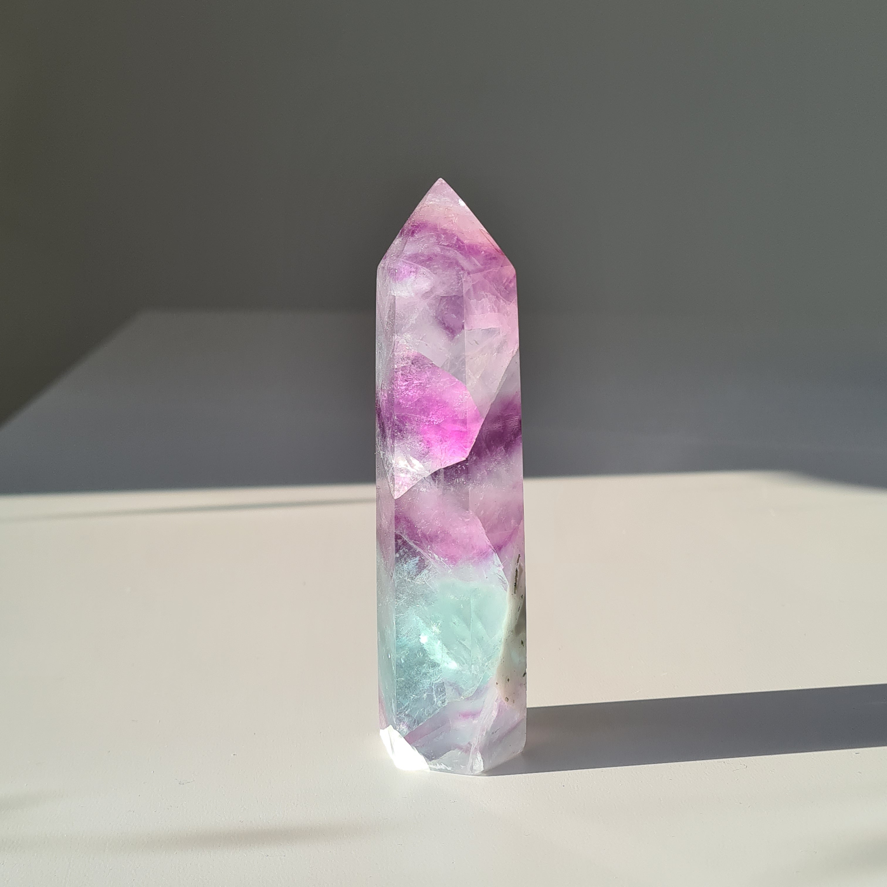 Dreamland Fluorite | f3 | 185 g | 11 cm tall | spinny bottom
