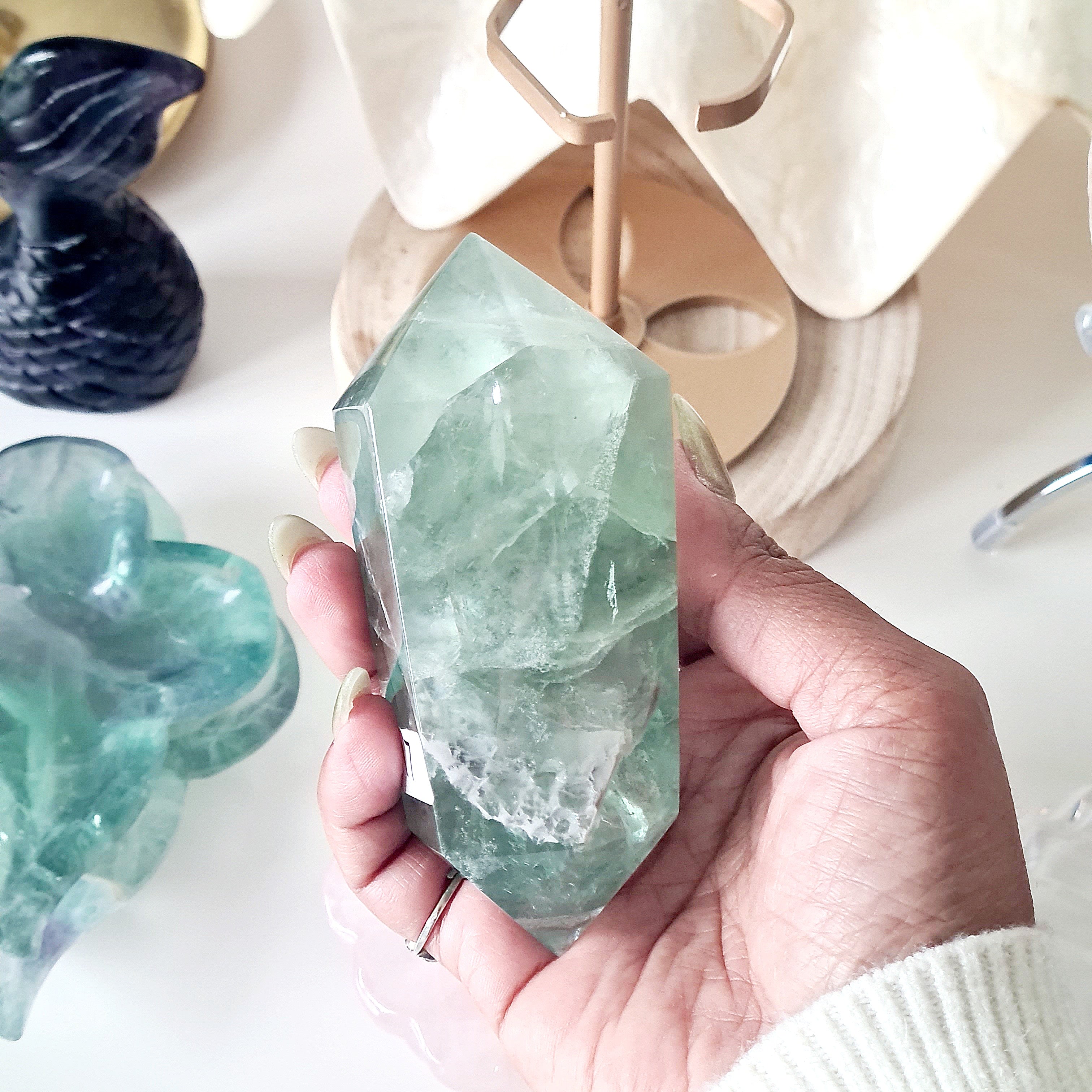 Fluorite DT with stand | C | 318 g | 9.8 cm
