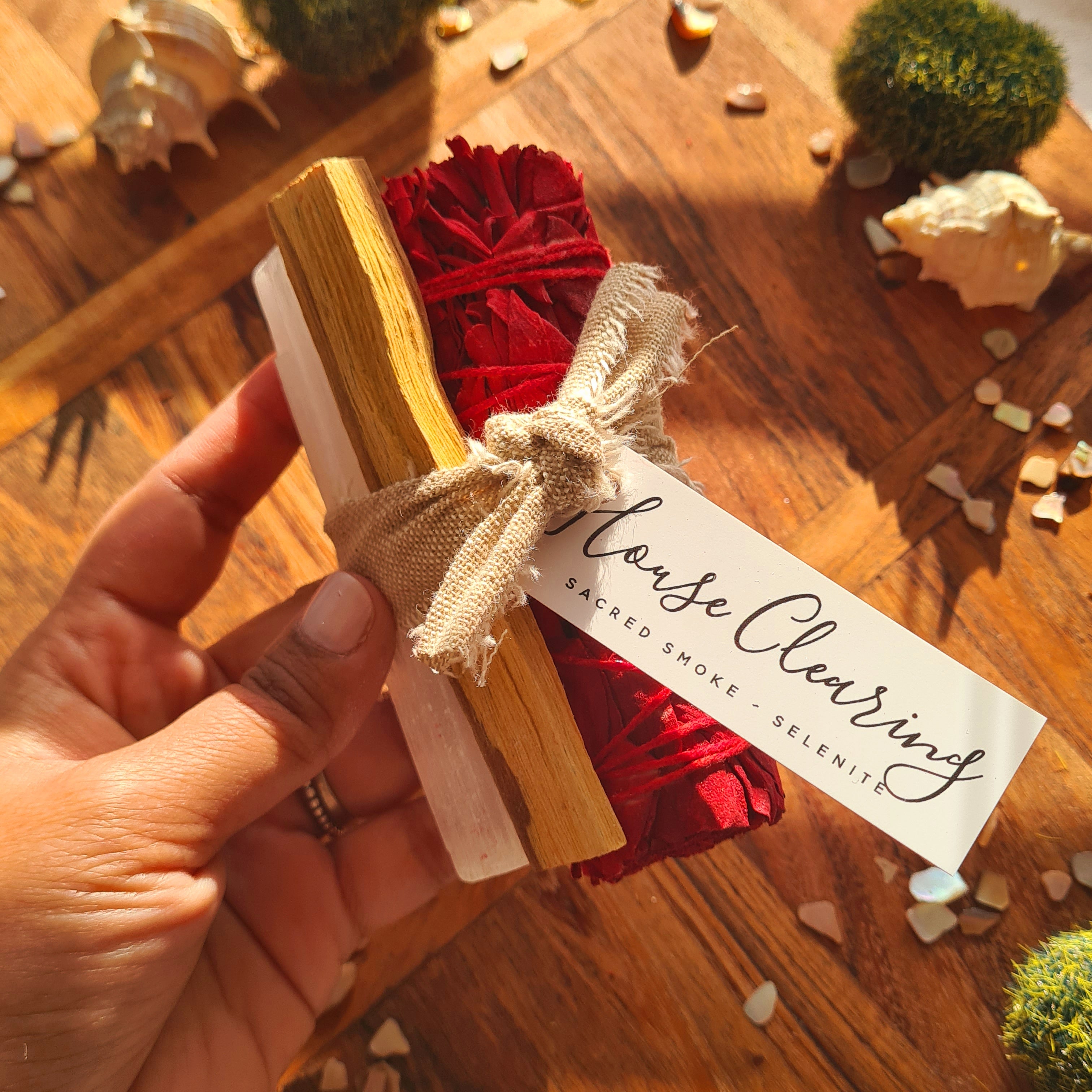 House Clearing Protection Kit | Palo Santo, Dragons Blood Cleansing Wand & Selenite