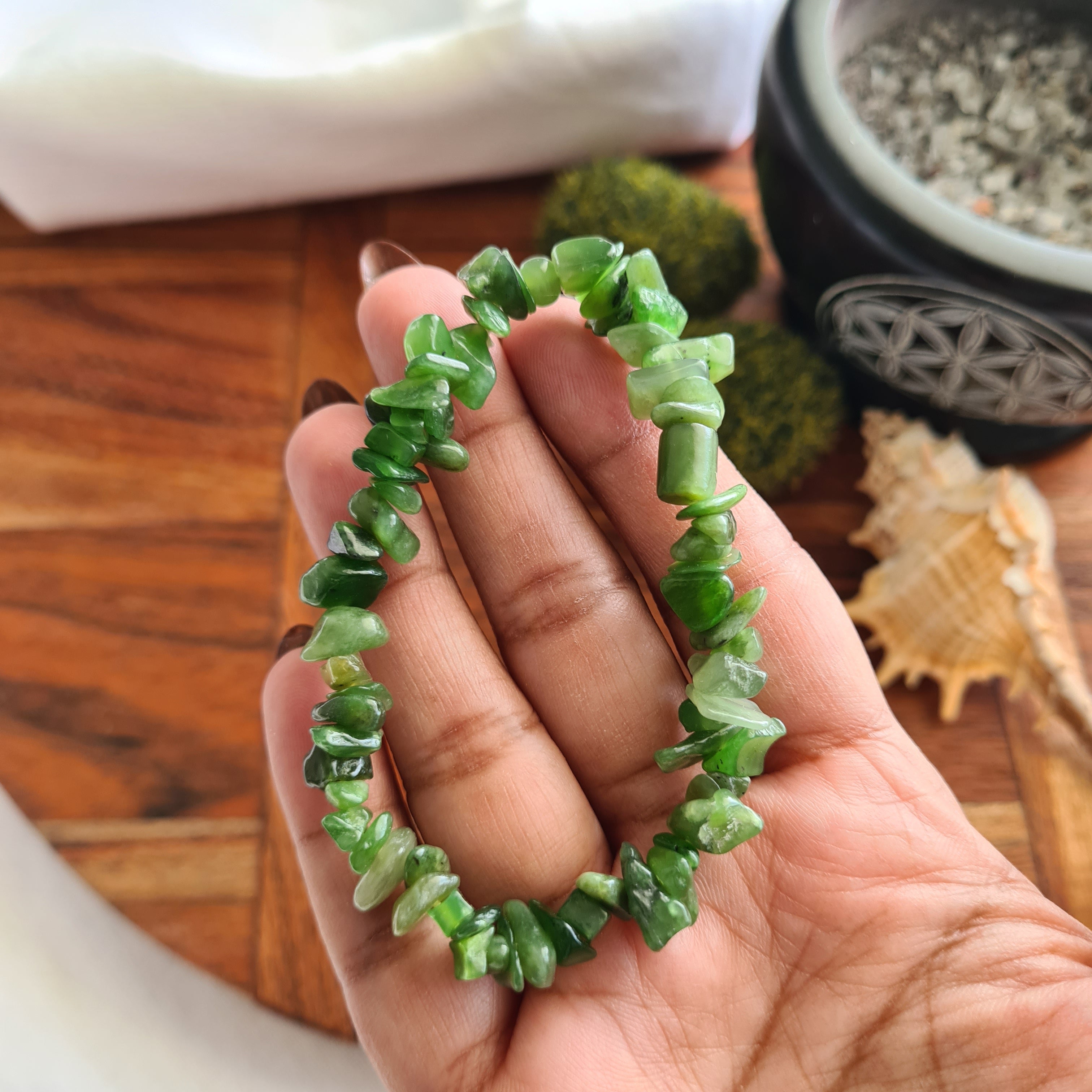 Jade Crystal Chips Bracelet | 1 Piece